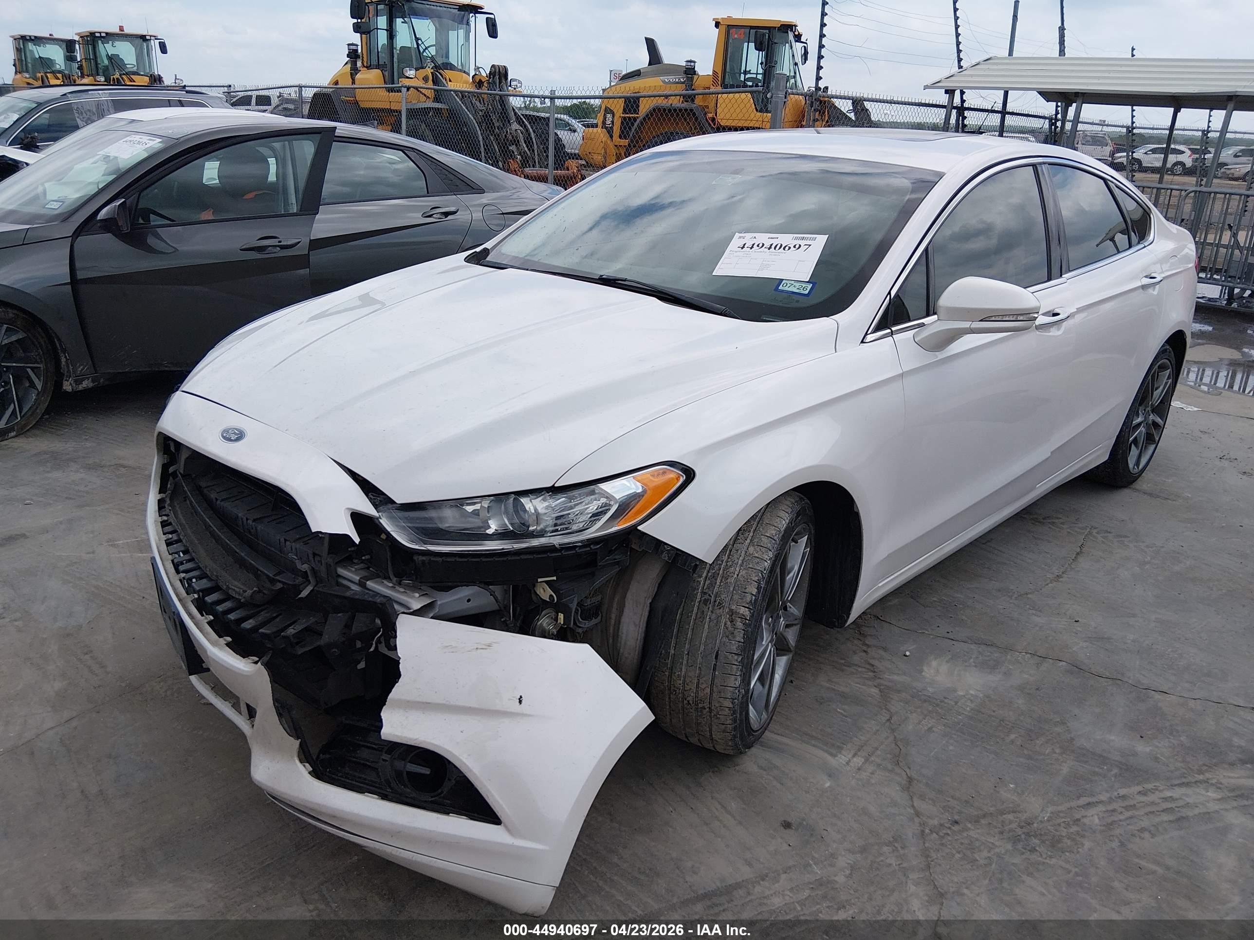 2014 Ford Fusion Titanium Белый vin: 3FA6P0K91ER283510