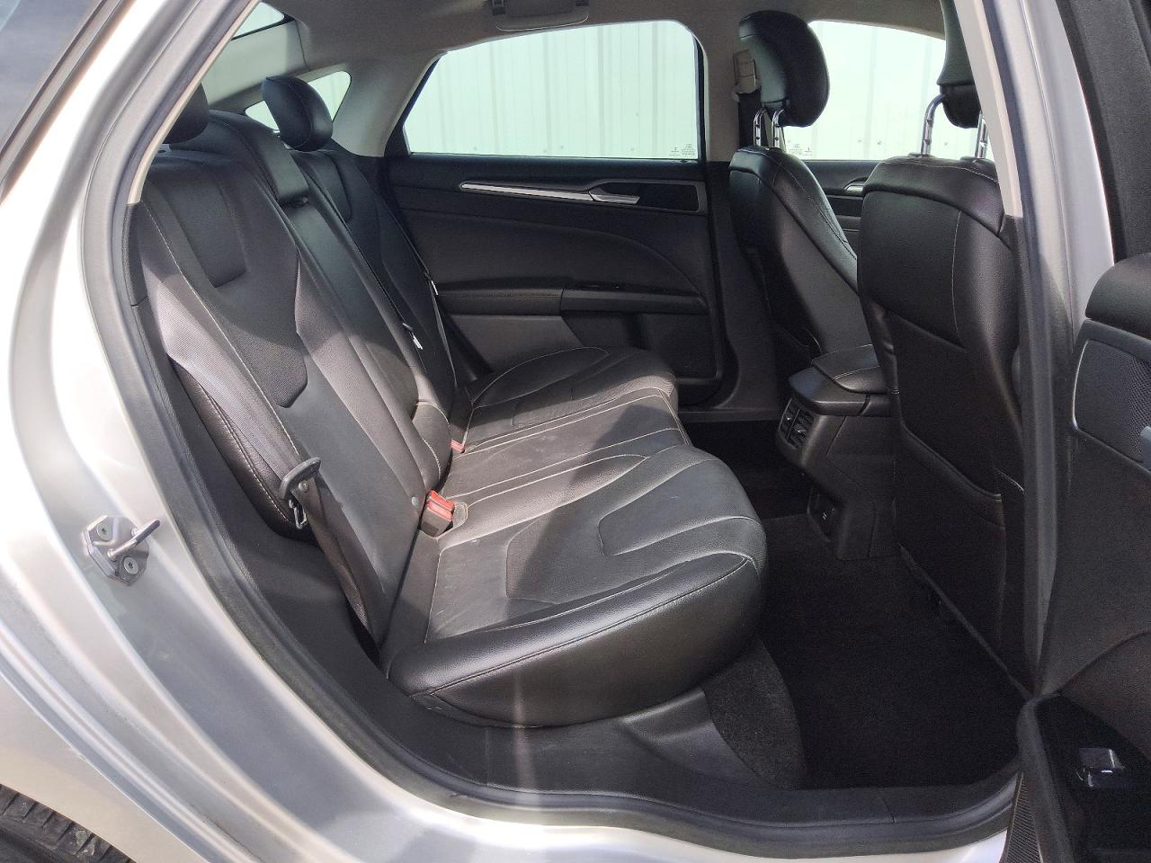 2013 Ford Fusion Titanium Серебряный vin: 3FA6P0K92DR138345