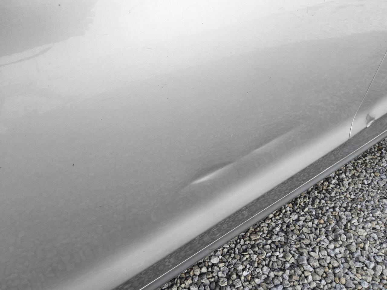 2013 Ford Fusion Titanium Серебряный vin: 3FA6P0K92DR138345 Damage: Left Front Door, Dent(S) W/No Paint Dmg, 5 To 6 Inches
