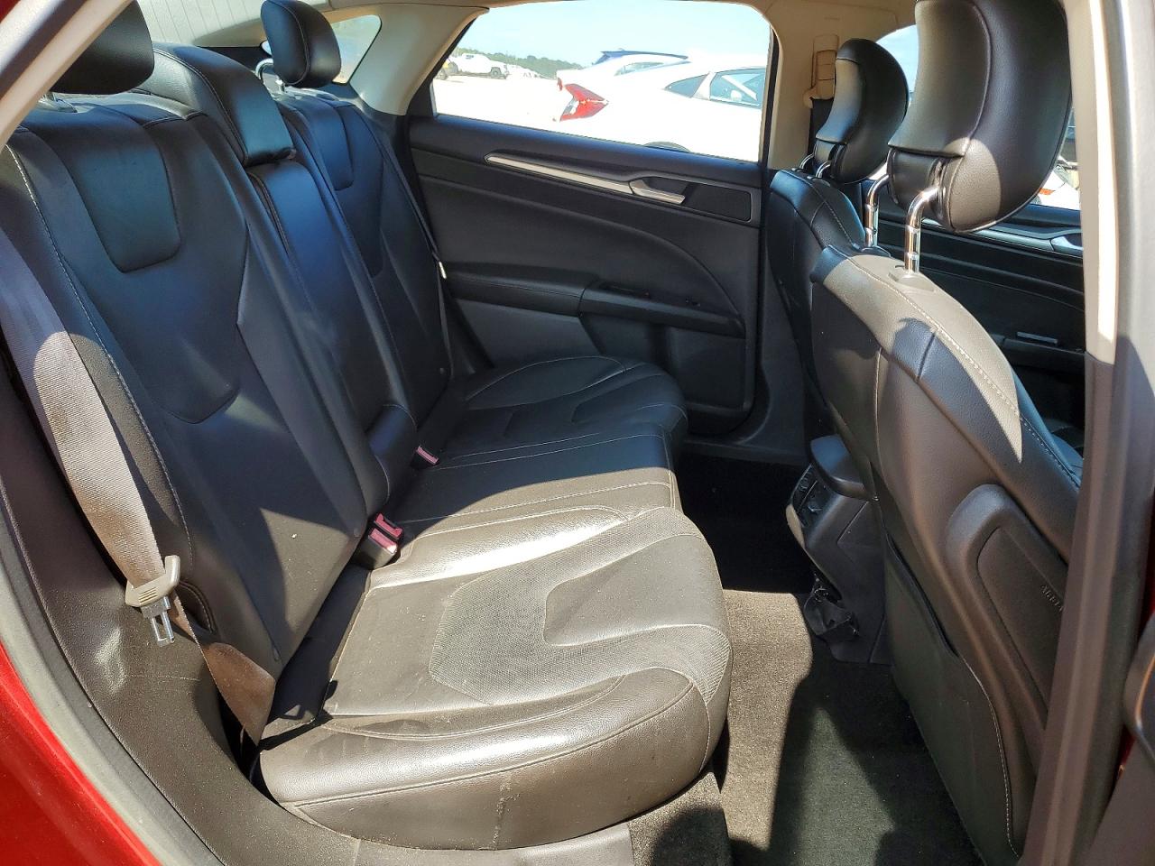 2013 Ford Fusion Titanium Красный vin: 3FA6P0K92DR188422