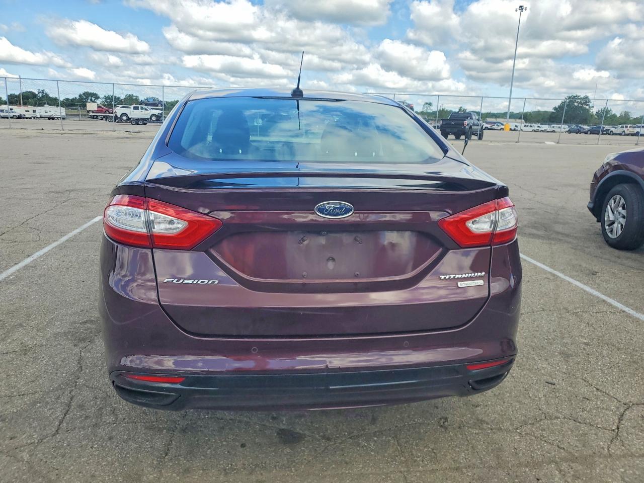 2013 Ford Fusion Titanium Maroon vin: 3FA6P0K92DR280811