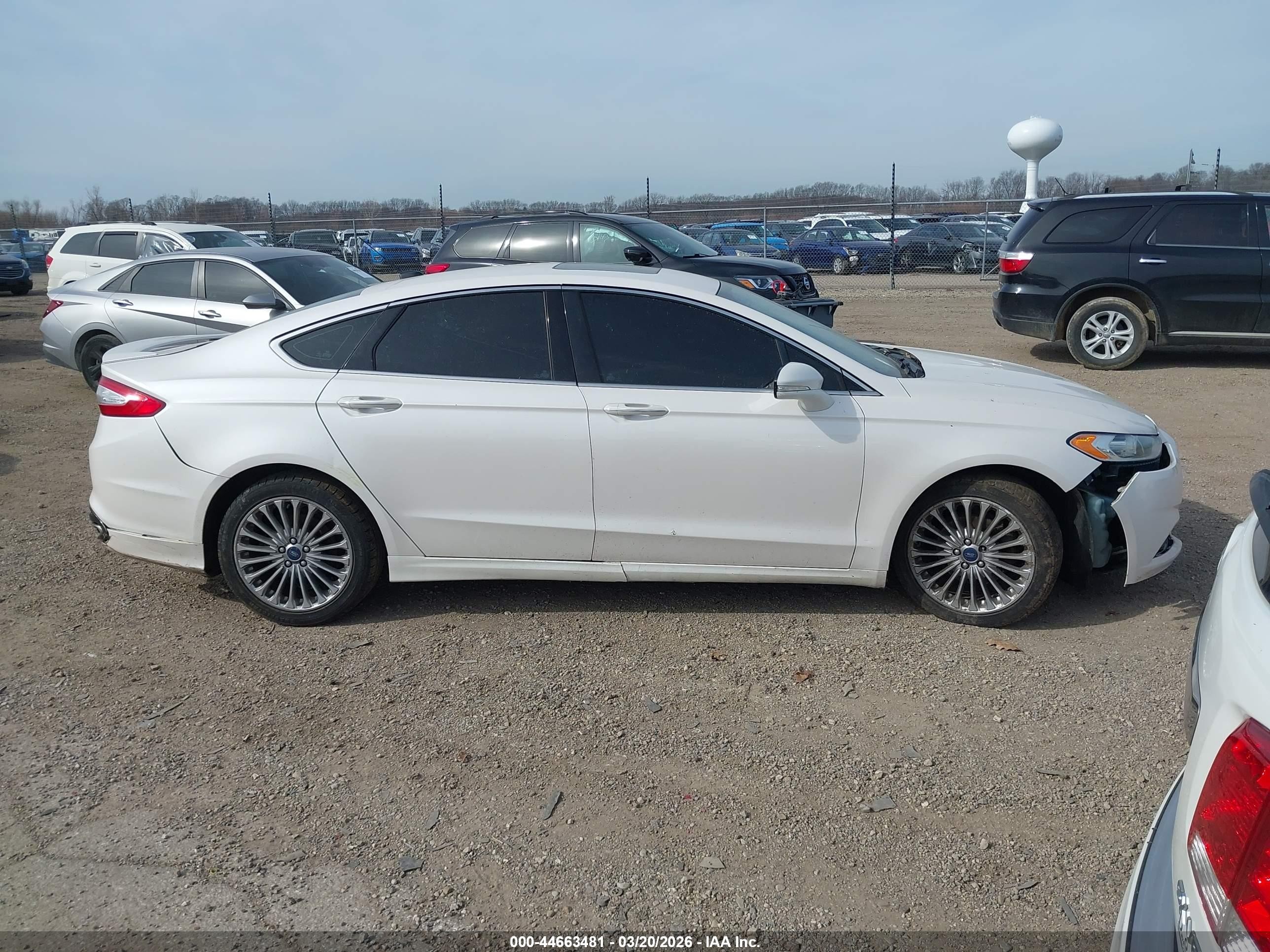 2014 Ford Fusion Titanium White vin: 3FA6P0K92ER153784