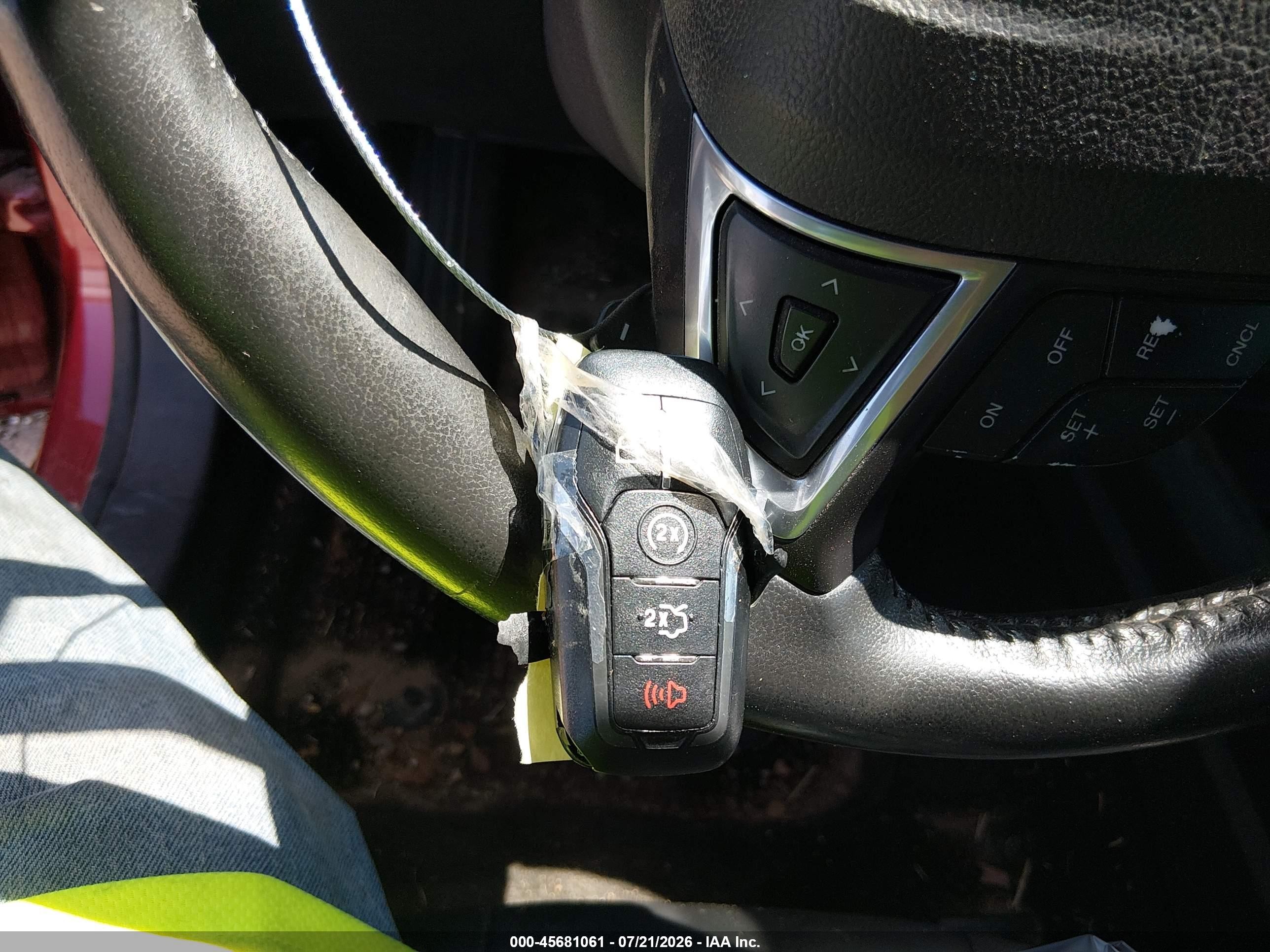 2014 Ford Fusion Titanium Красный vin: 3FA6P0K92ER170357