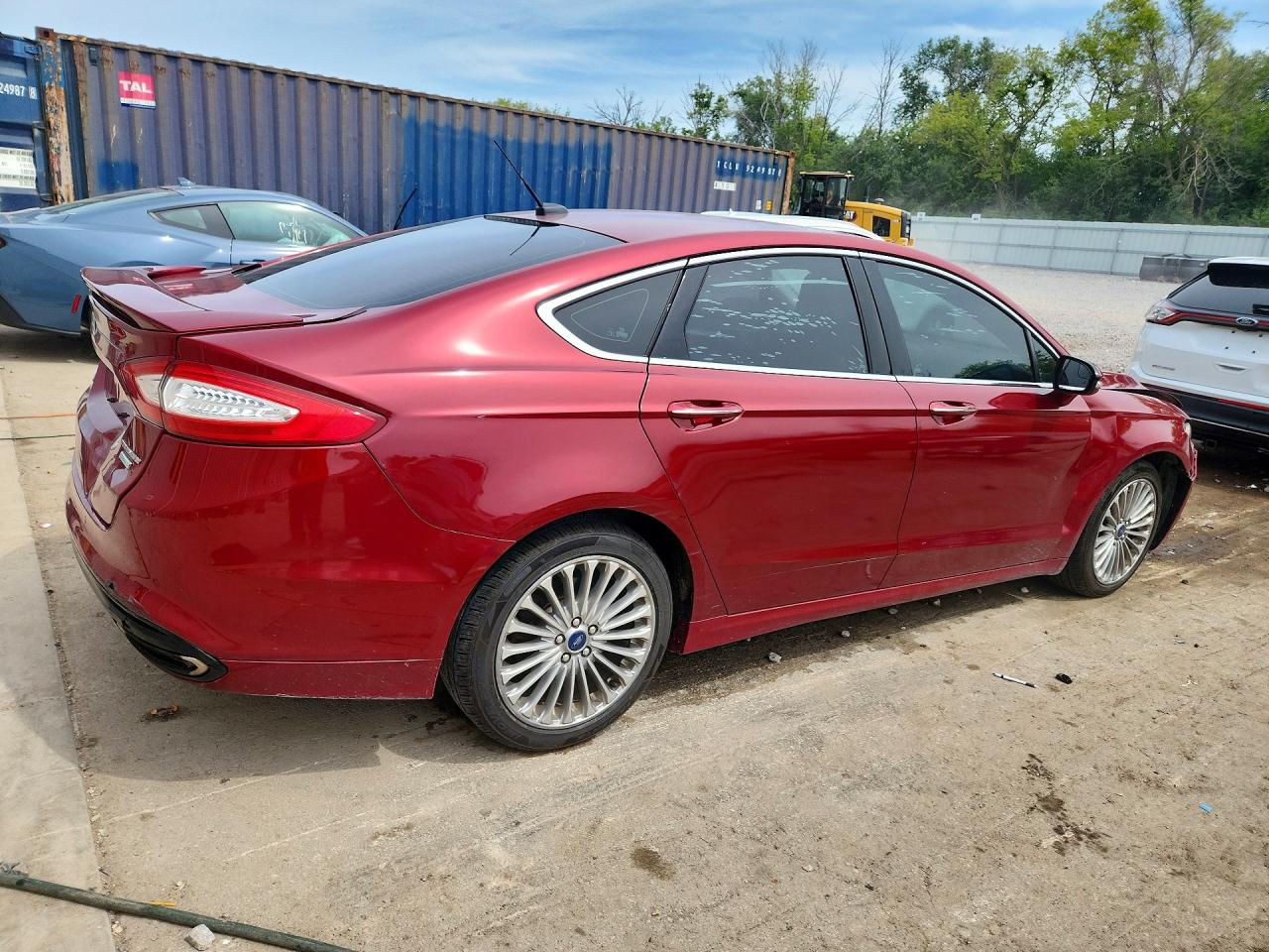 2015 Ford Fusion Titanium Красный vin: 3FA6P0K92FR150837