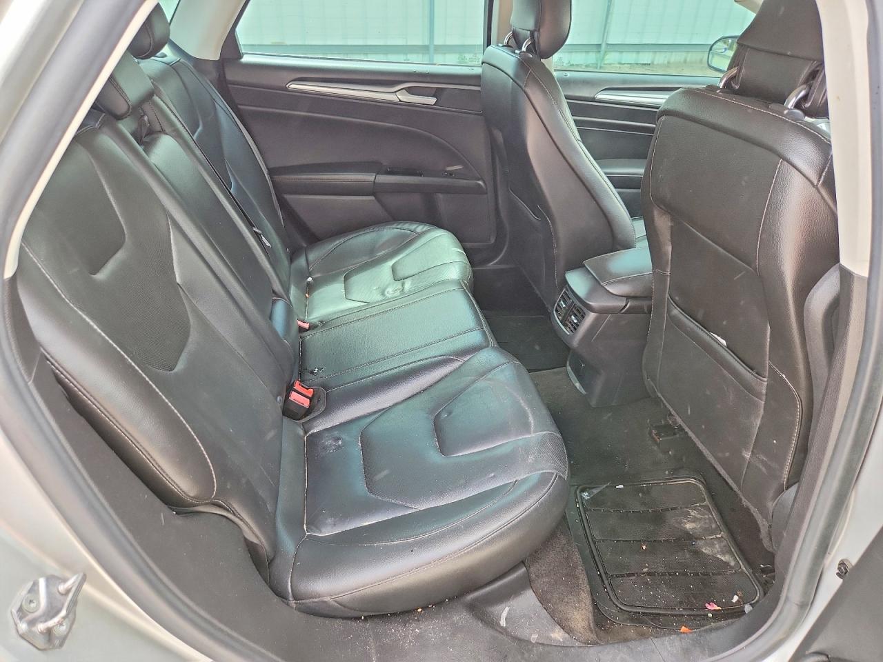 2015 Ford Fusion Titanium Серебряный vin: 3FA6P0K92FR152314