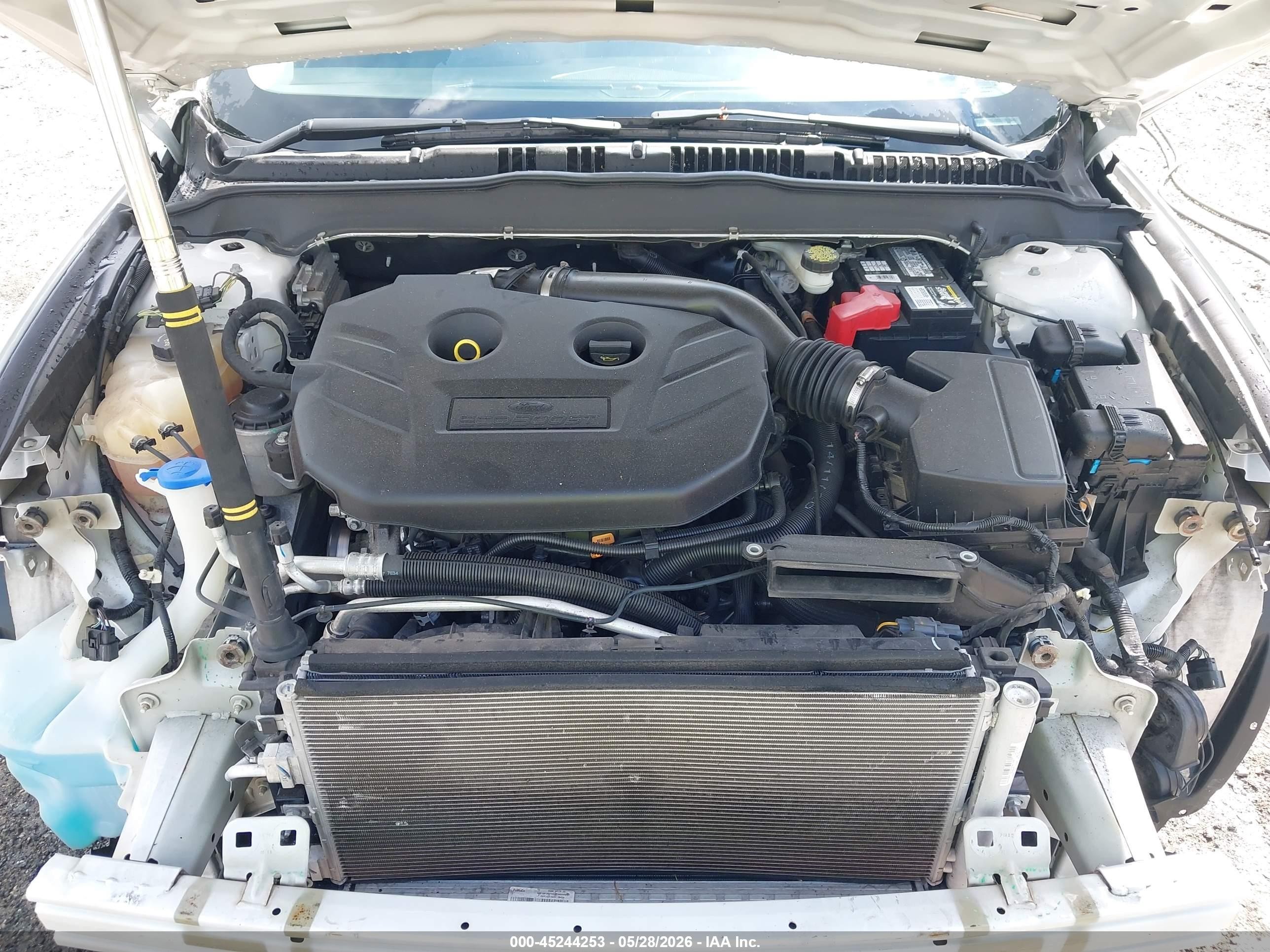2015 Ford Fusion Titanium Белый vin: 3FA6P0K92FR250727