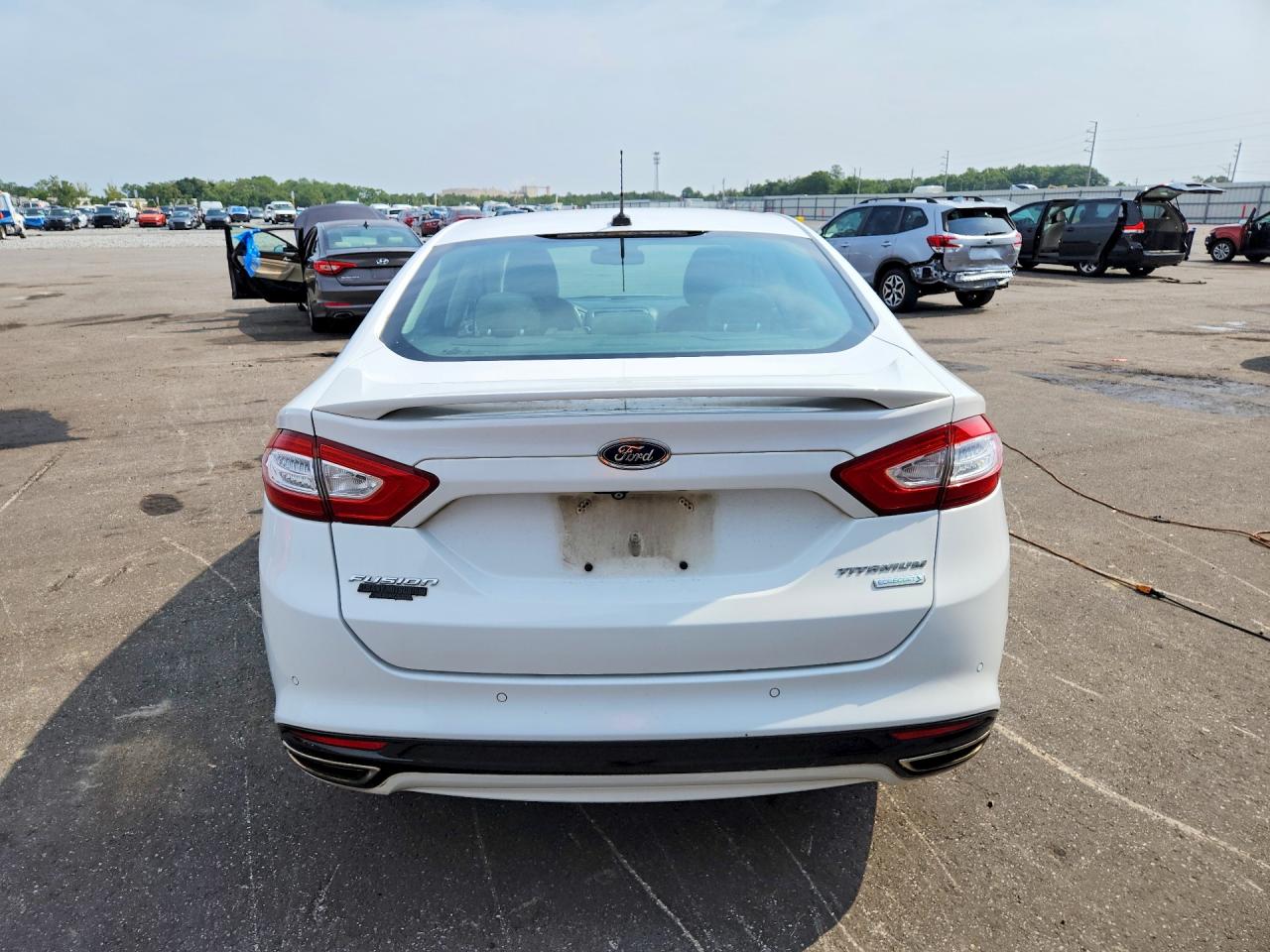 2015 Ford Fusion Titanium White vin: 3FA6P0K92FR253868