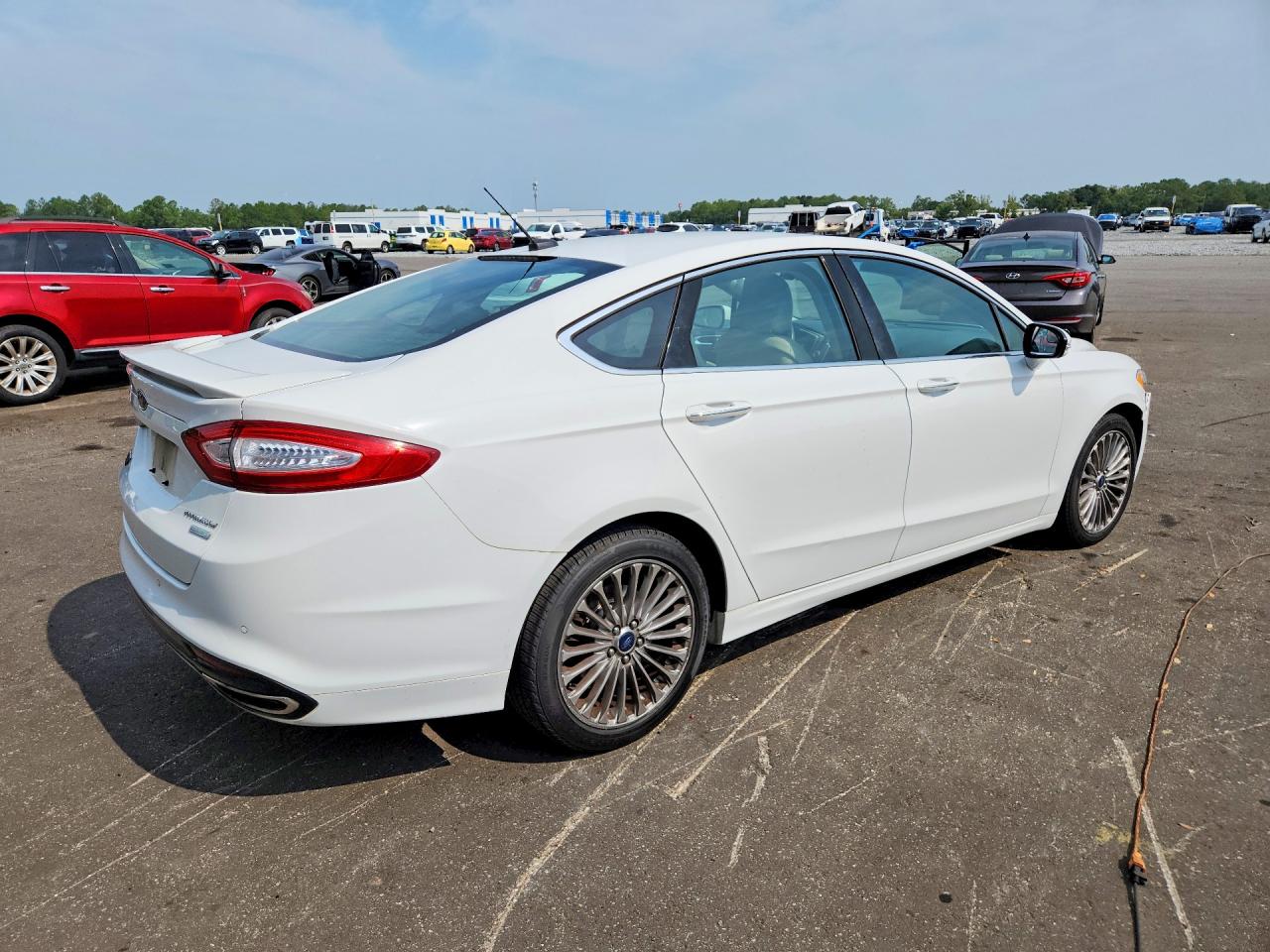 2015 Ford Fusion Titanium White vin: 3FA6P0K92FR253868