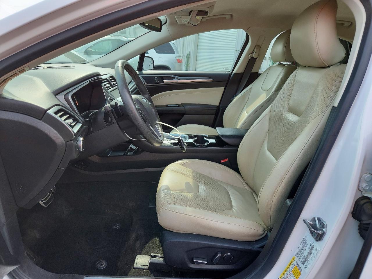 2015 Ford Fusion Titanium White vin: 3FA6P0K92FR253868
