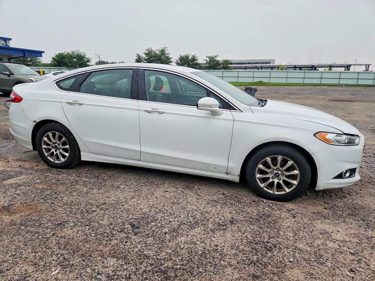 2015 Ford Fusion Titanium White vin: 3FA6P0K92FR282335