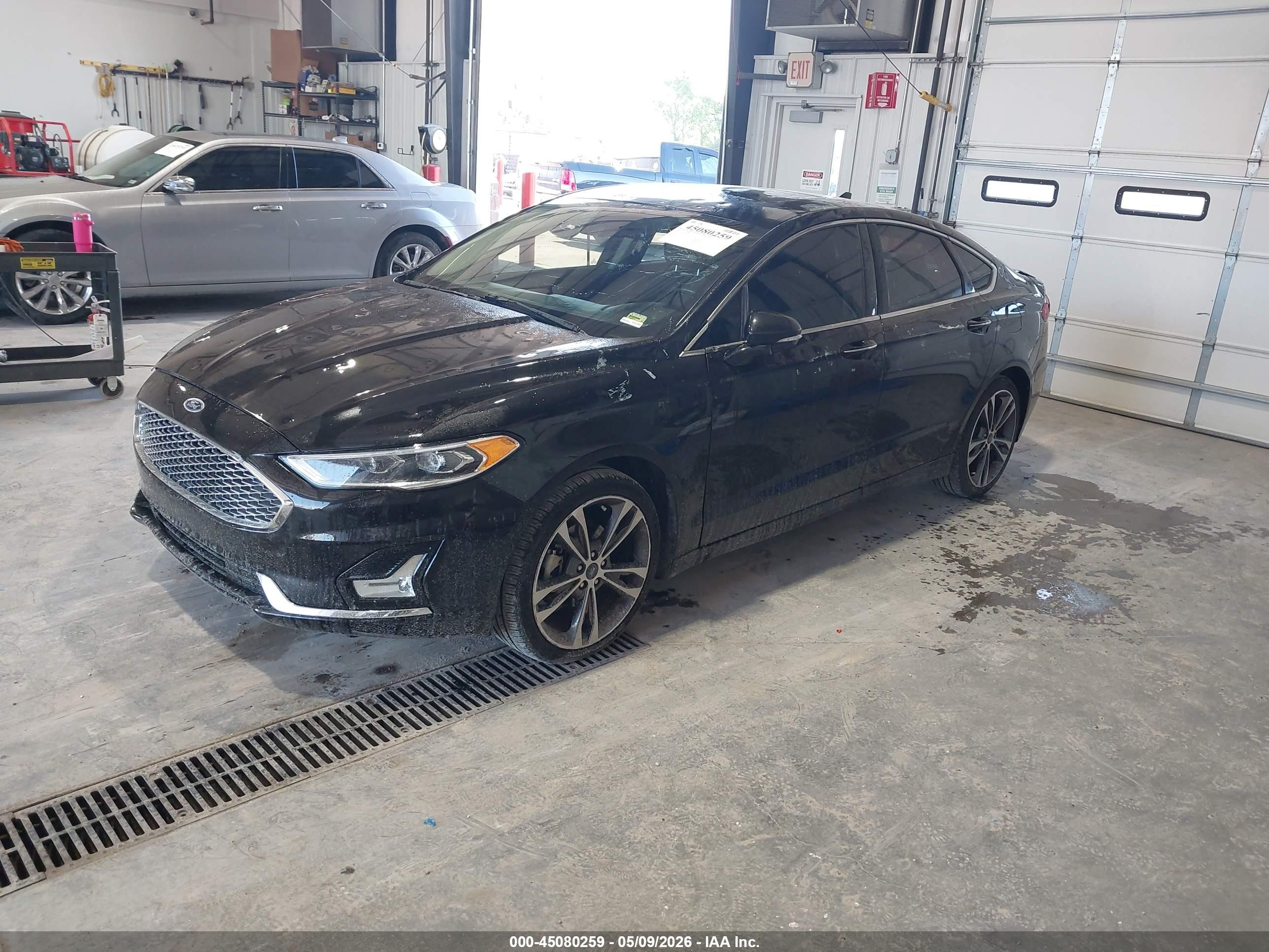 2020 Ford Fusion Titanium Black vin: 3FA6P0K92LR116599