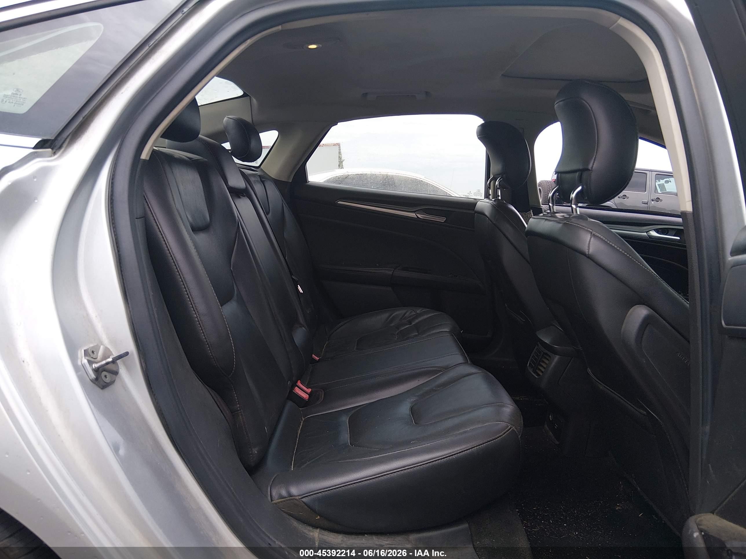 2013 Ford Fusion Titanium Silver vin: 3FA6P0K93DR137740