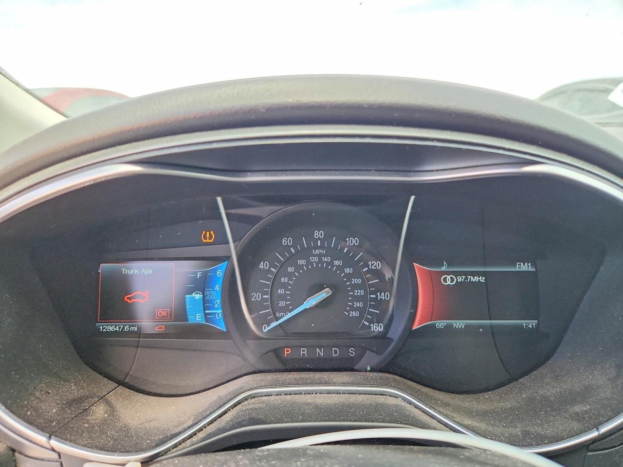 2014 Ford Fusion Titanium Красный vin: 3FA6P0K93ER355873