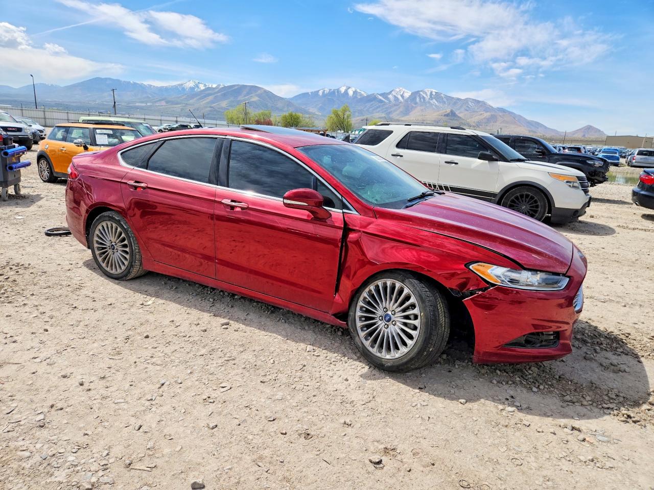 2014 Ford Fusion Titanium Красный vin: 3FA6P0K93ER355873