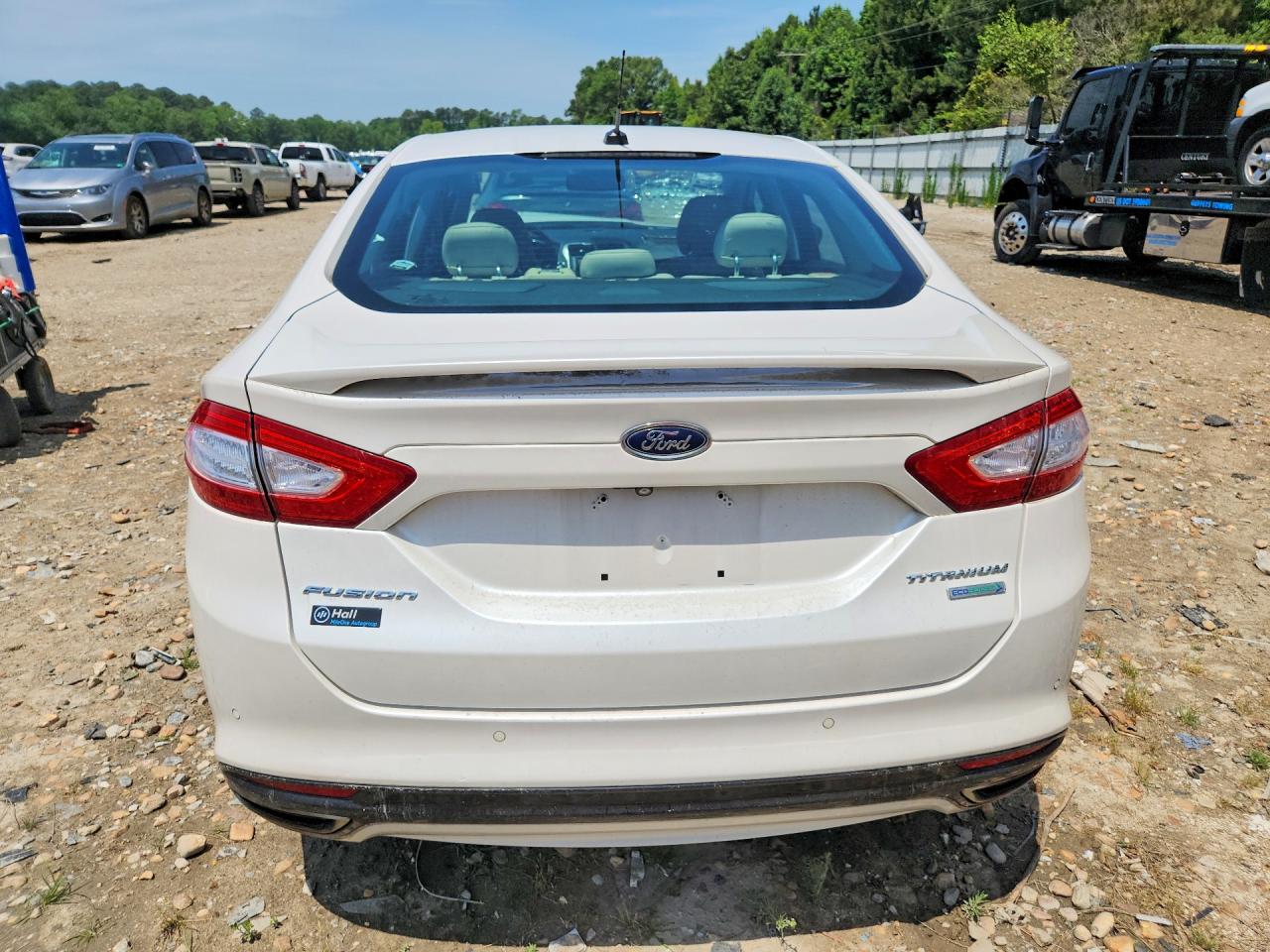 2014 Ford Fusion Titanium White vin: 3FA6P0K93ER387447