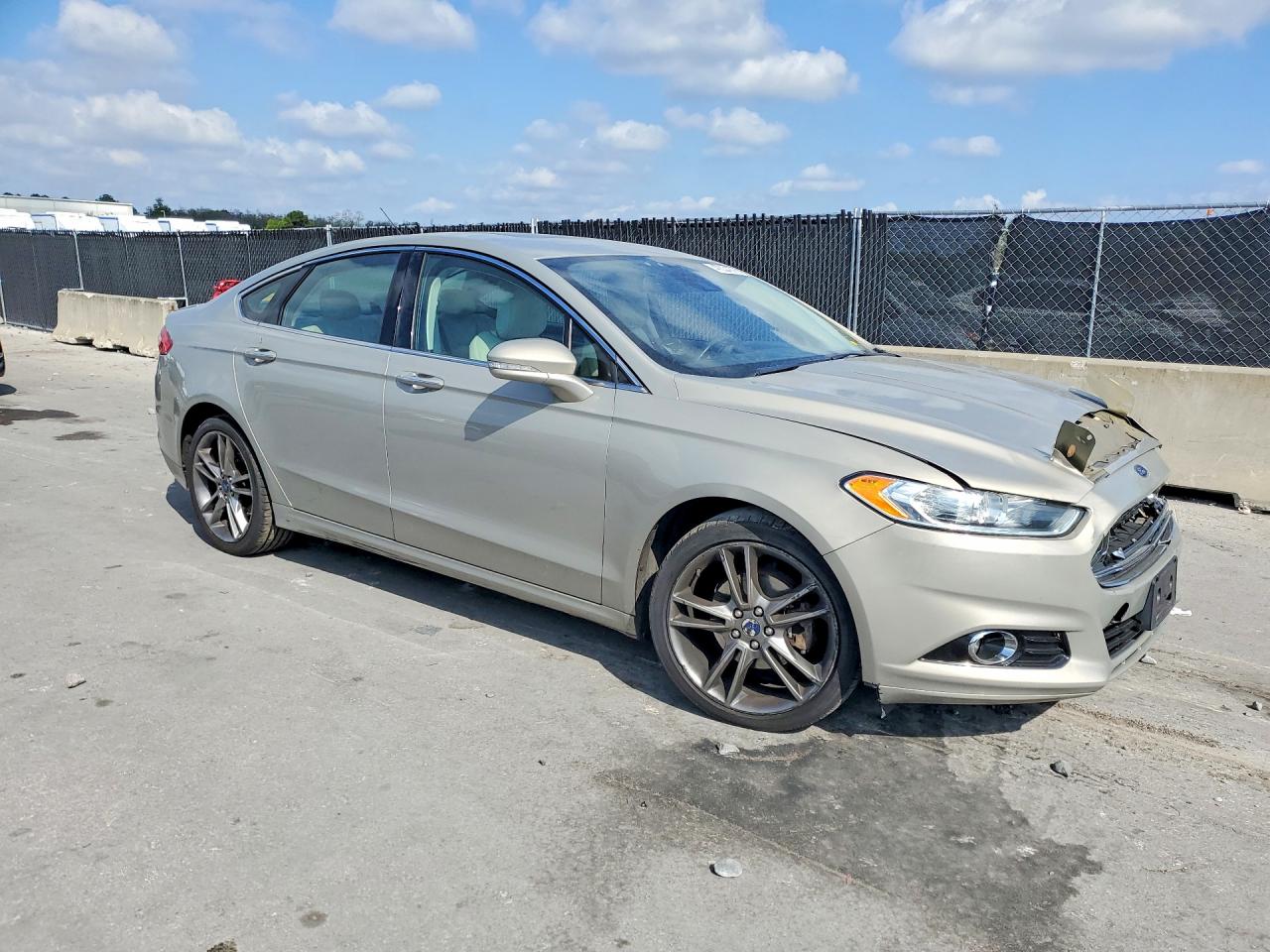 2015 Ford Fusion Titanium Beige vin: 3FA6P0K93FR107897