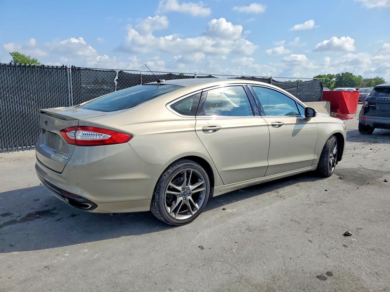 2015 Ford Fusion Titanium Beige vin: 3FA6P0K93FR107897