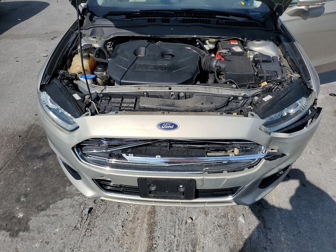 2015 Ford Fusion Titanium Beige vin: 3FA6P0K93FR107897
