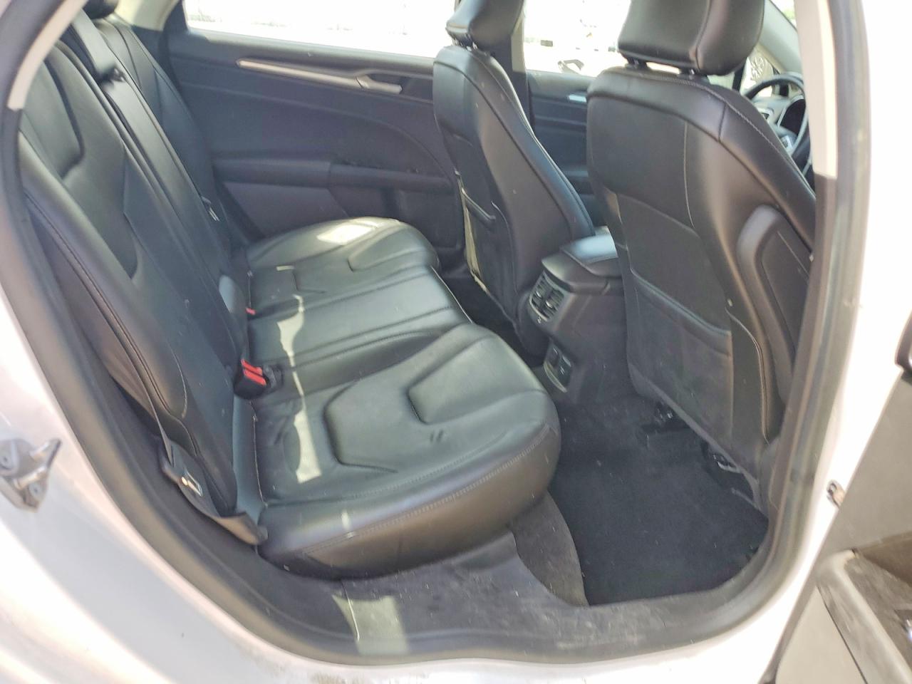 2015 Ford Fusion Titanium White vin: 3FA6P0K93FR252258