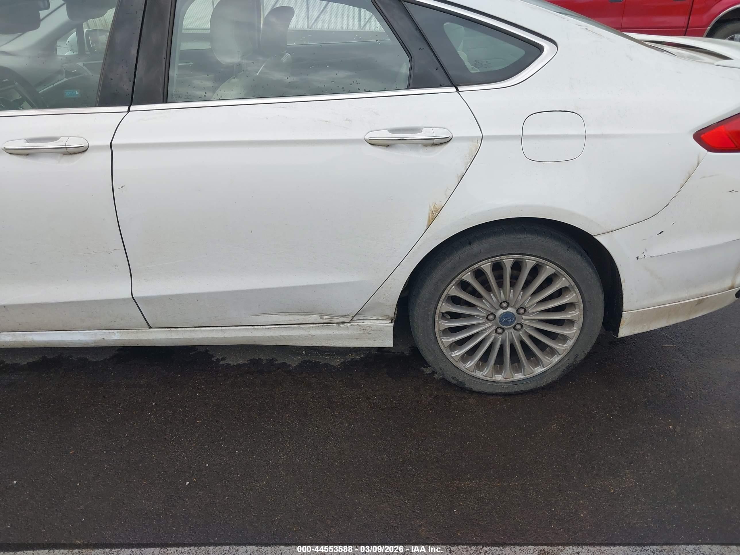 2016 Ford Fusion Titanium Белый vin: 3FA6P0K93GR369596
