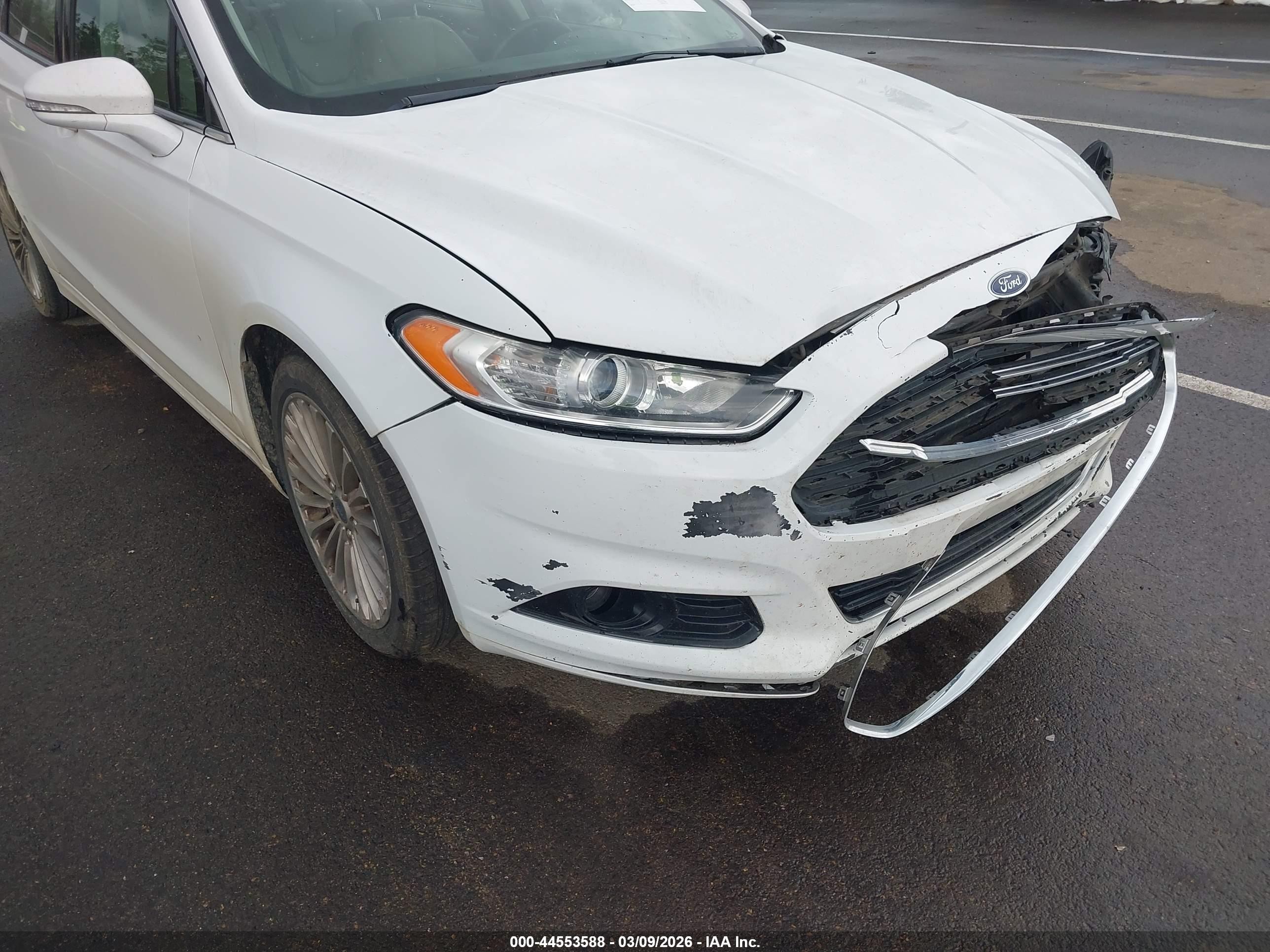 2016 Ford Fusion Titanium Белый vin: 3FA6P0K93GR369596