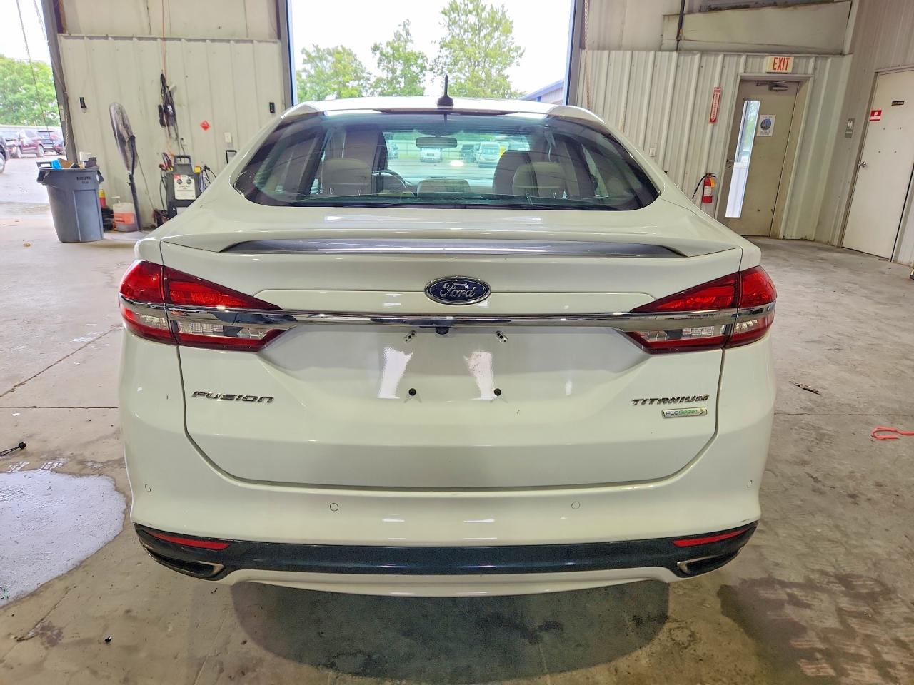2017 Ford Fusion Titanium White vin: 3FA6P0K93HR131409