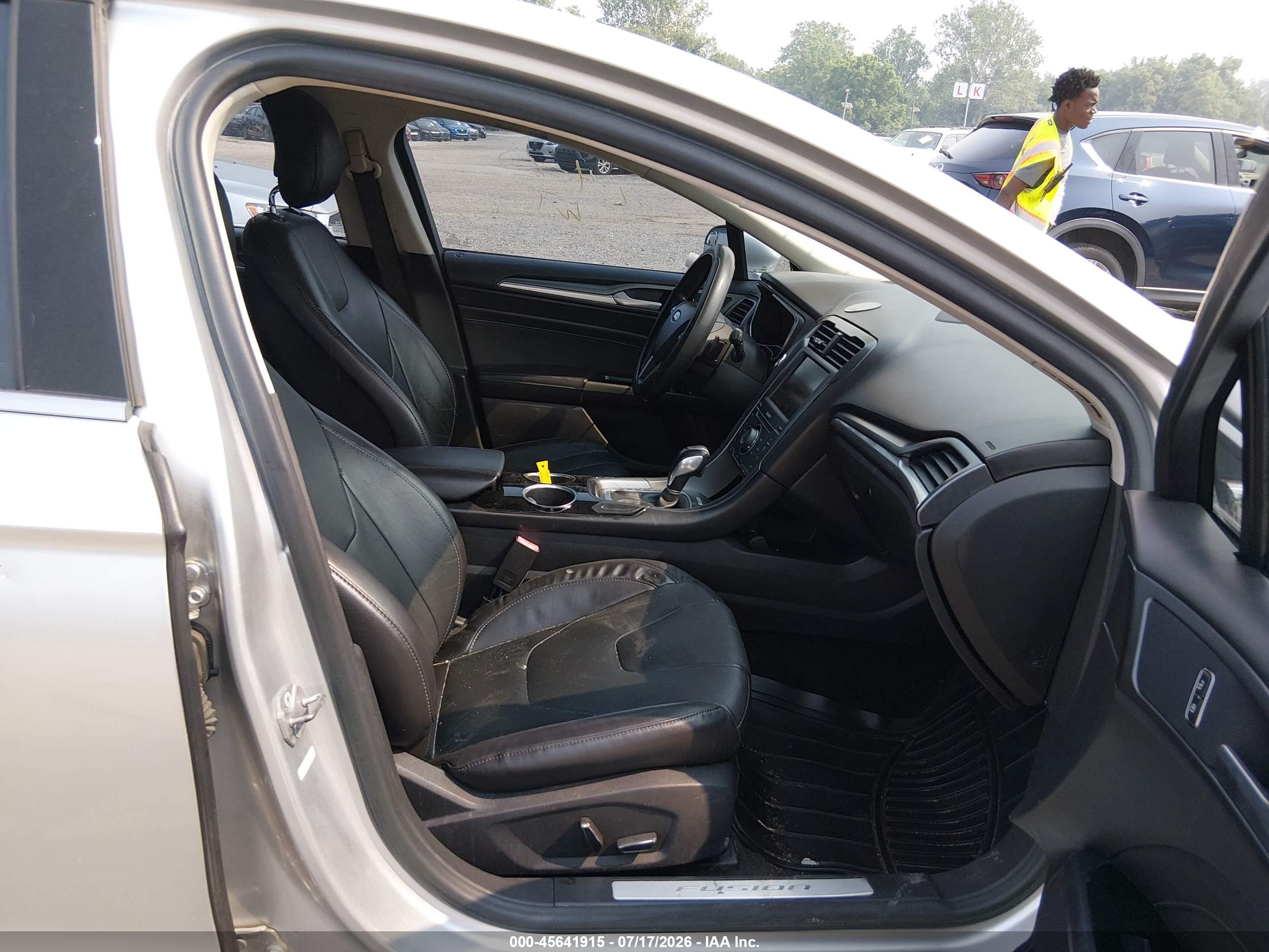 2014 Ford Fusion Titanium Silver vin: 3FA6P0K94ER101220