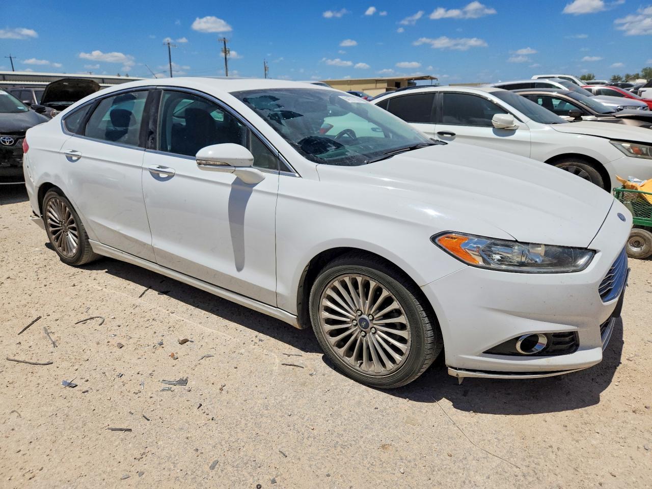 2014 Ford Fusion Titanium White vin: 3FA6P0K94ER123119
