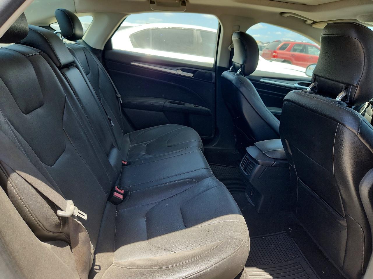 2014 Ford Fusion Titanium White vin: 3FA6P0K94ER123119