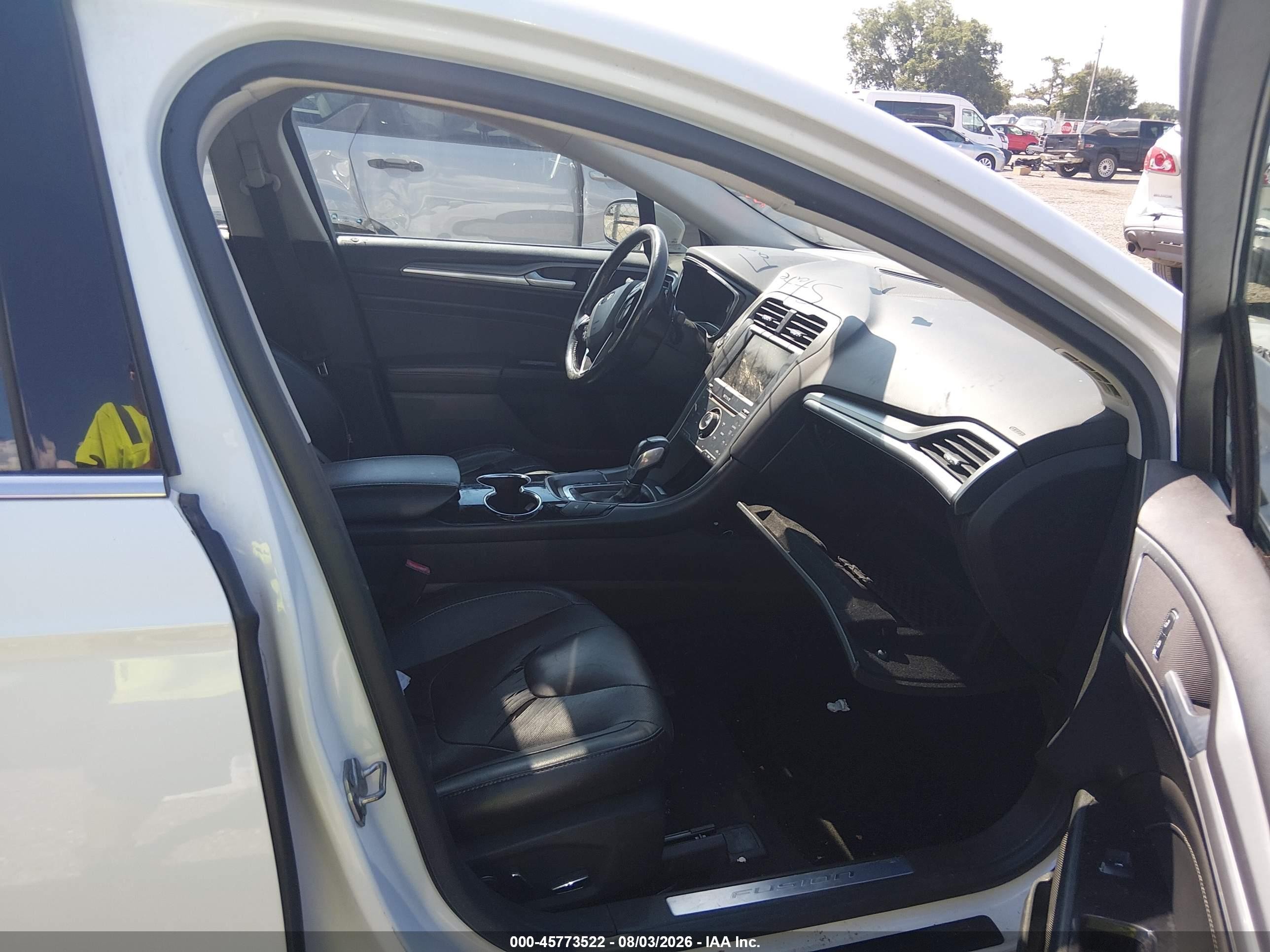 2014 Ford Fusion Titanium White vin: 3FA6P0K94ER227867