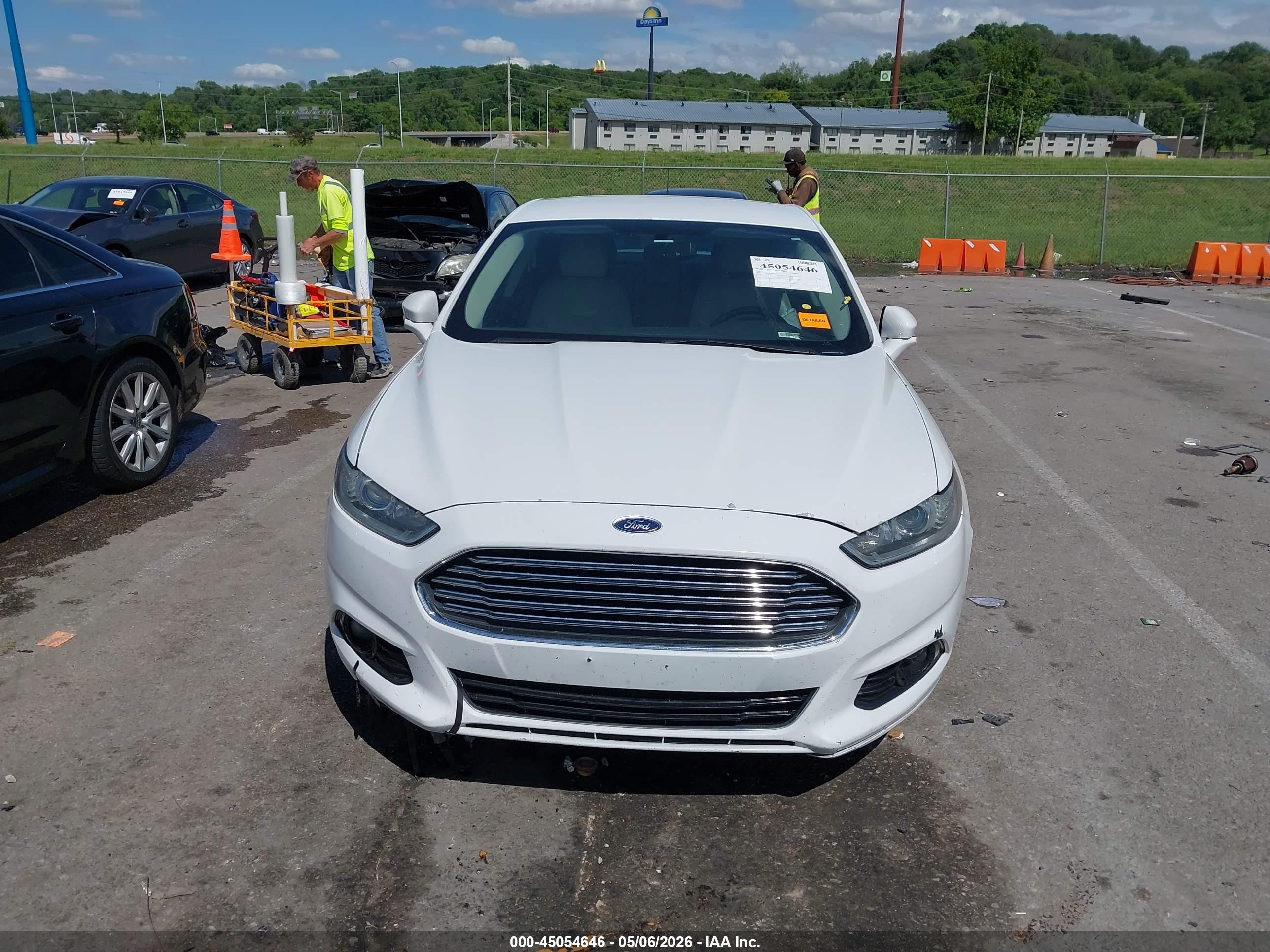 2015 Ford Fusion Titanium White vin: 3FA6P0K94FR138446