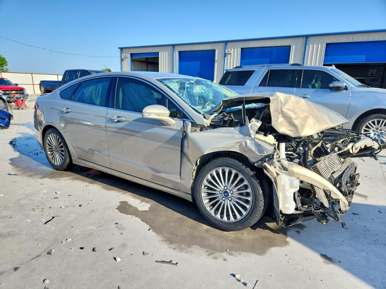 2015 Ford Fusion Titanium Beige vin: 3FA6P0K94FR193396
