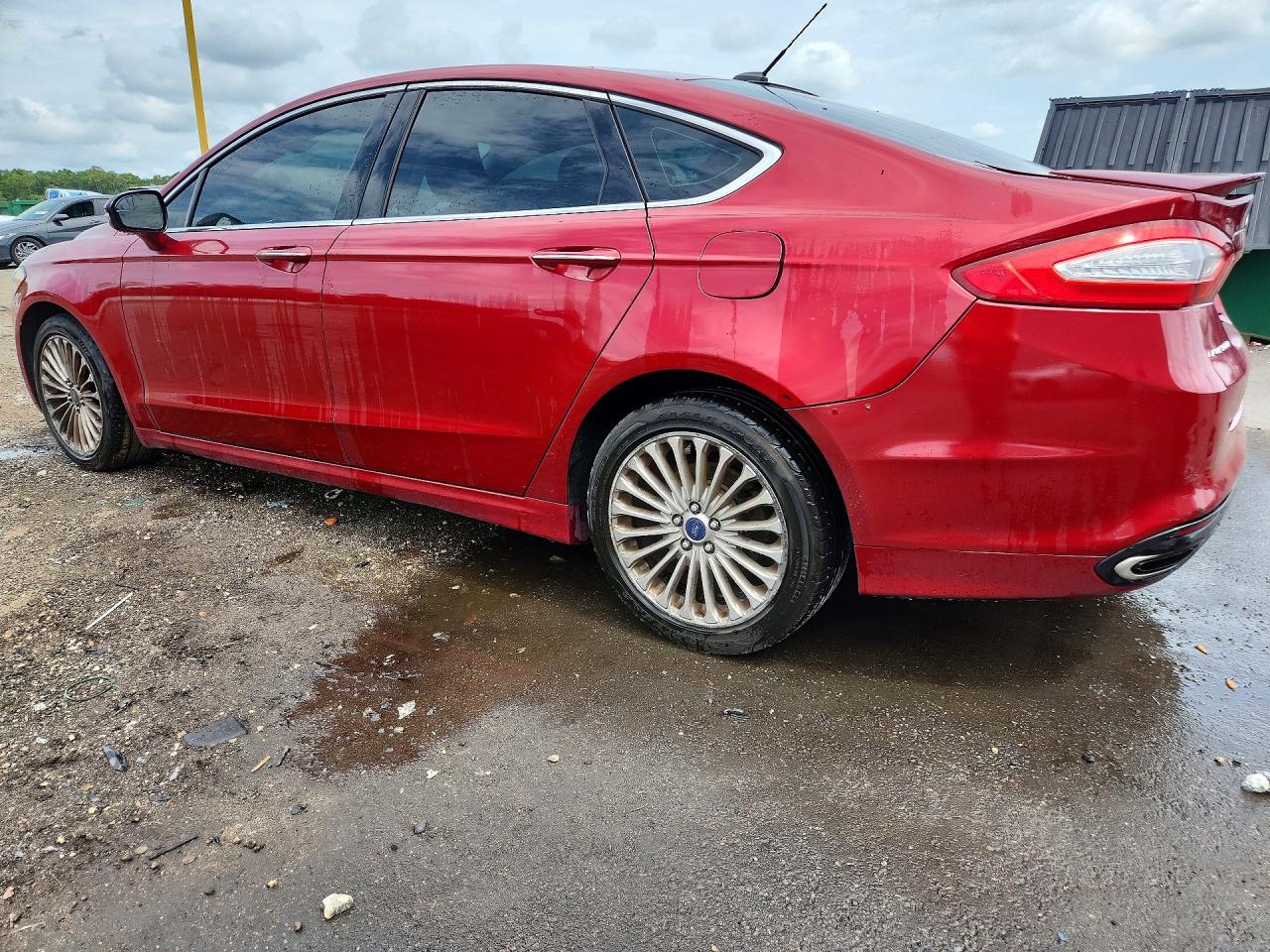 2015 Ford Fusion Titanium Red vin: 3FA6P0K94FR269635