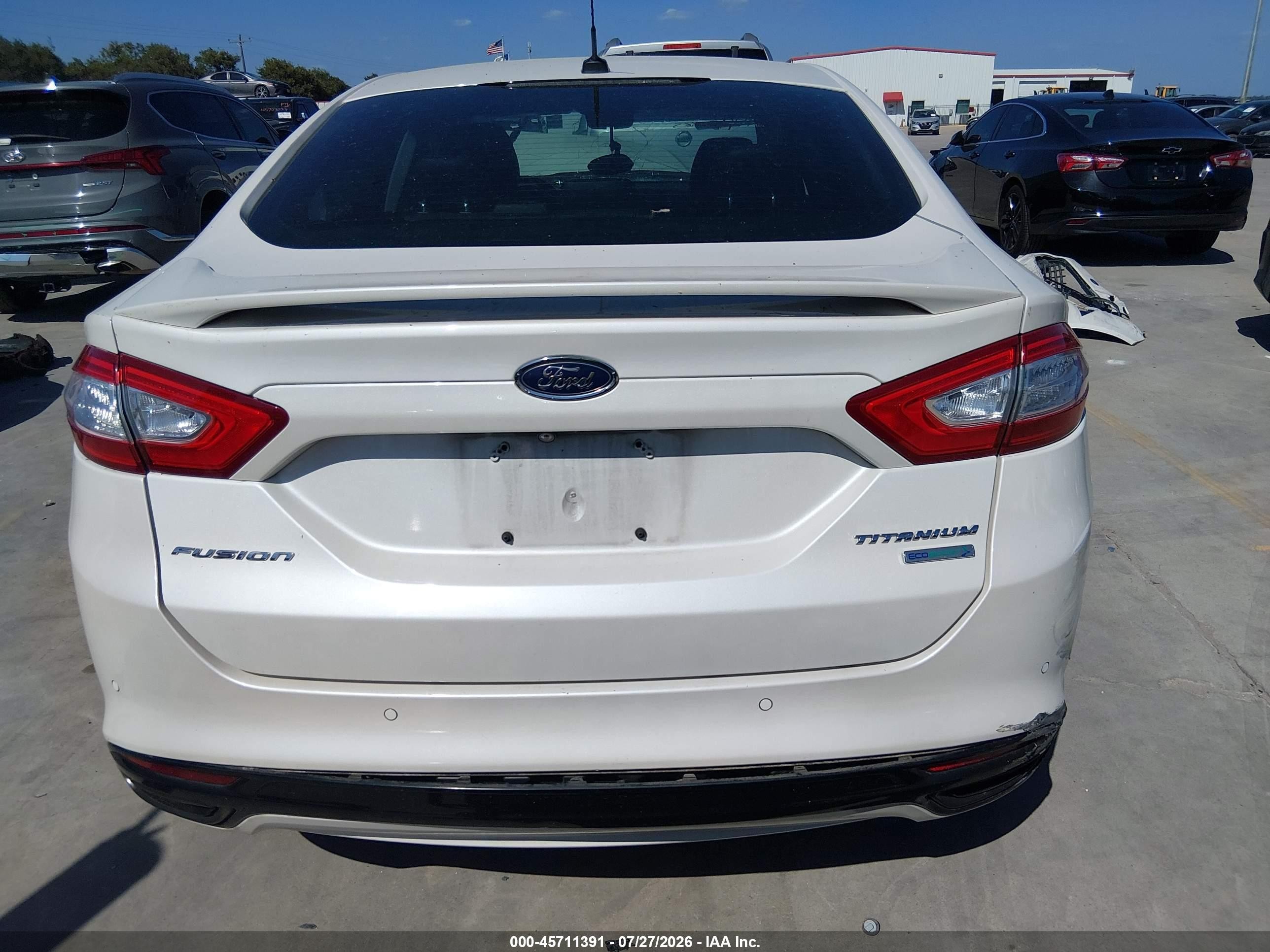 2015 Ford Fusion Titanium White vin: 3FA6P0K95FR213381