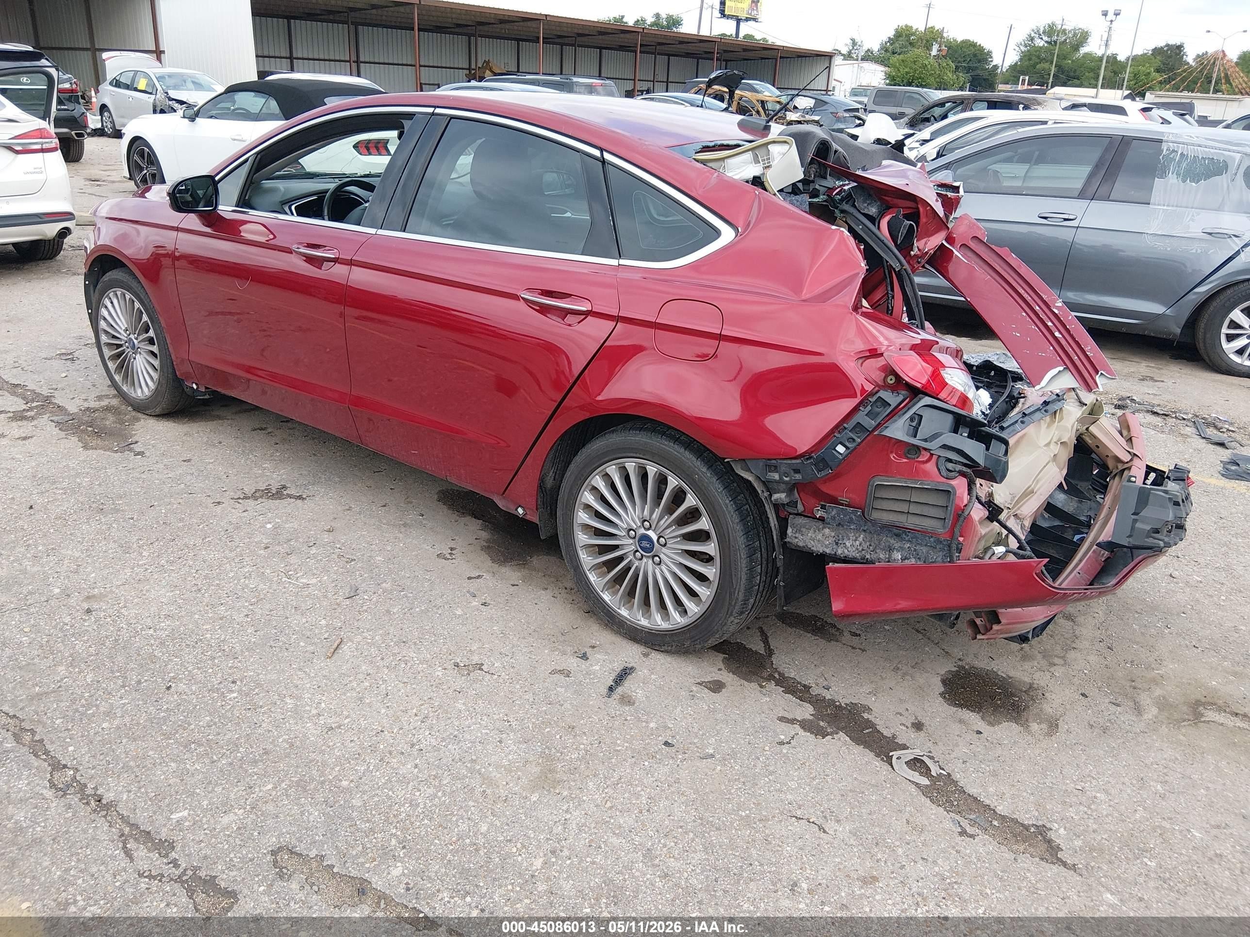 2015 Ford Fusion Titanium Красный vin: 3FA6P0K95FR279204