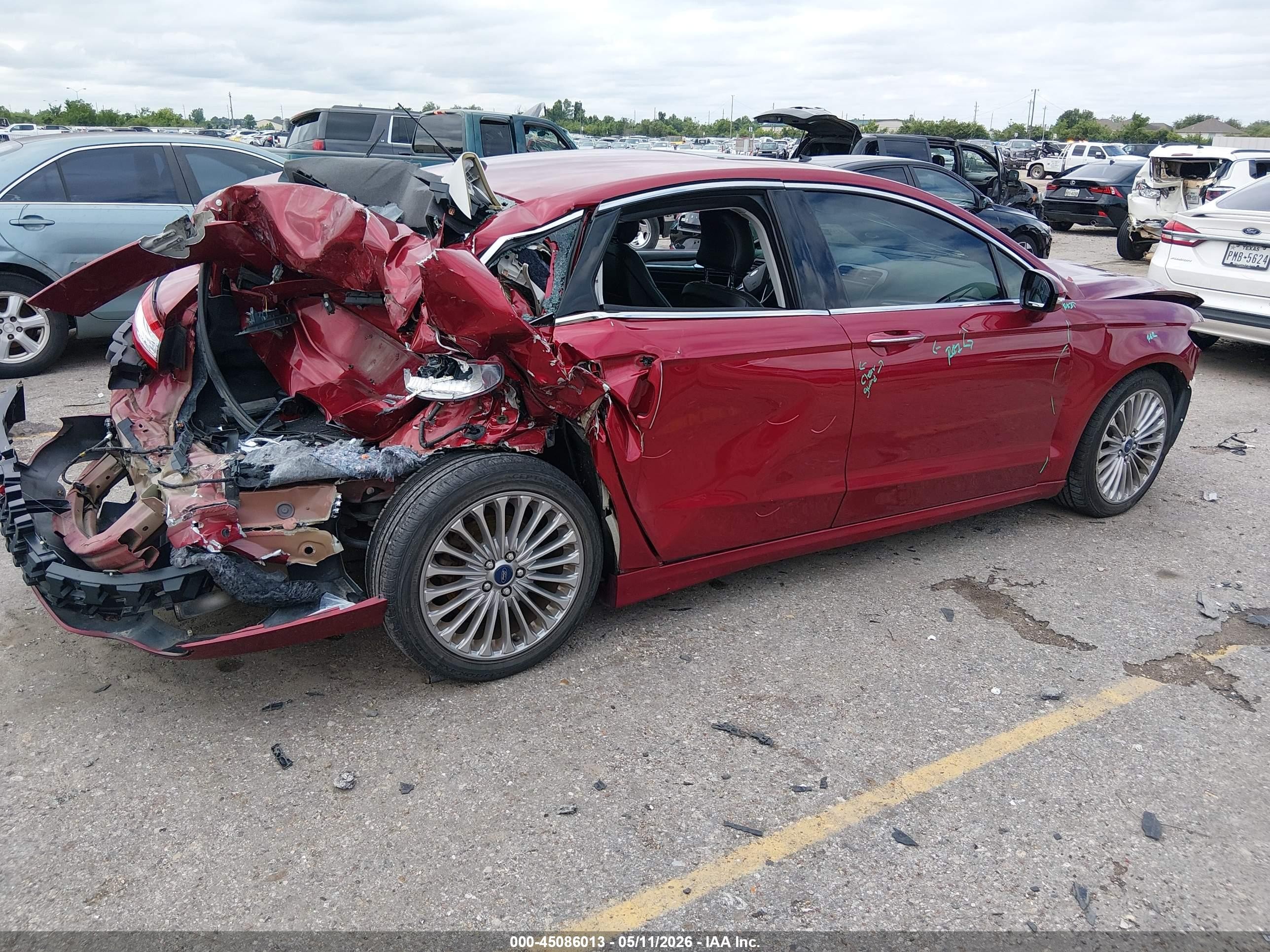 2015 Ford Fusion Titanium Красный vin: 3FA6P0K95FR279204