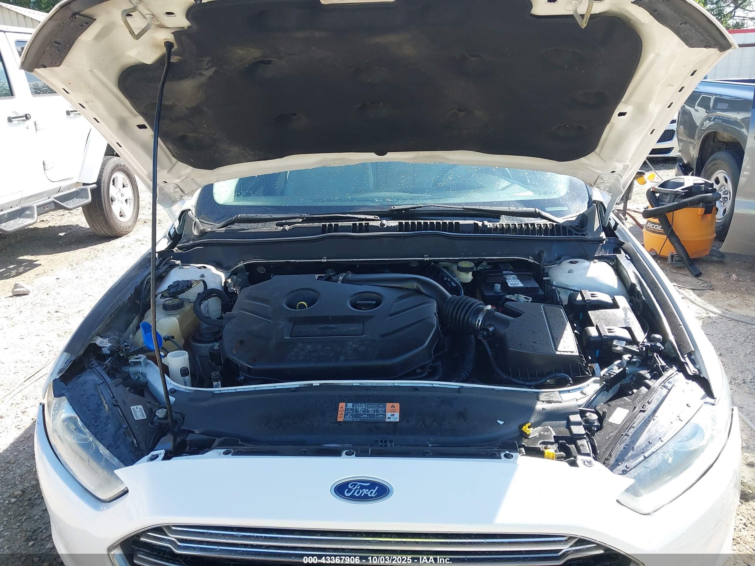 2015 Ford Fusion Titanium White vin: 3FA6P0K95FR307342