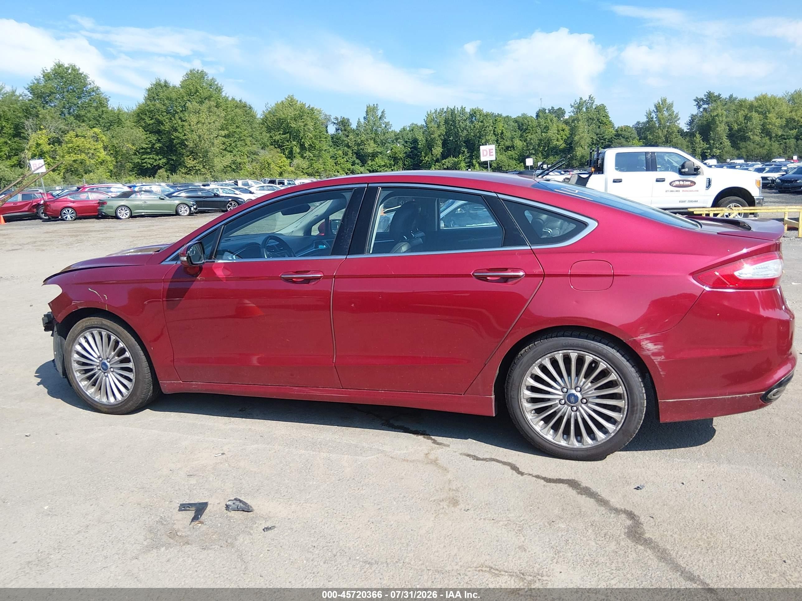 2013 Ford Fusion Titanium Red vin: 3FA6P0K96DR335115