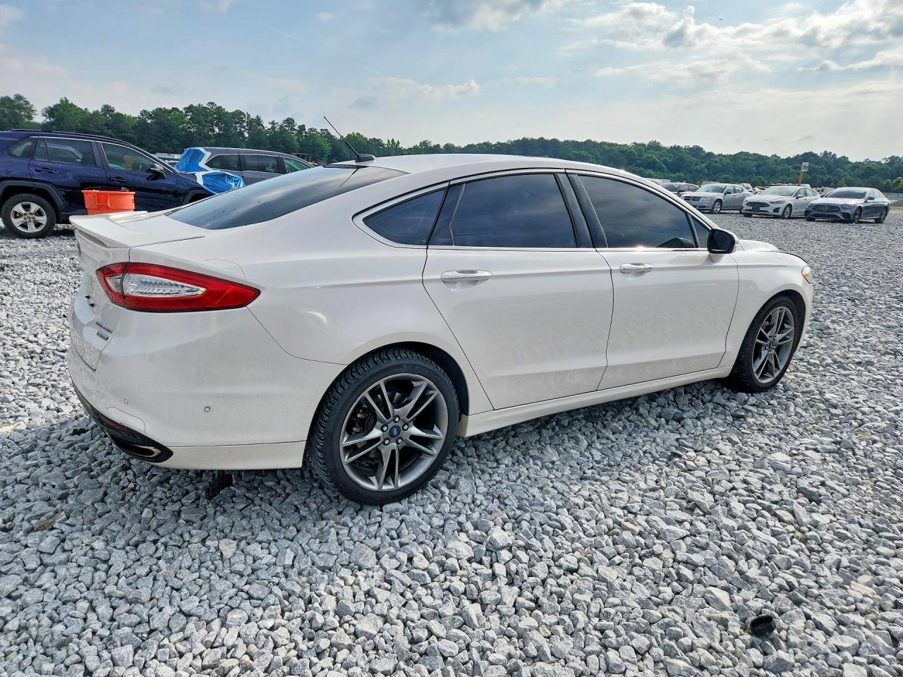 2014 Ford Fusion Titanium White vin: 3FA6P0K96ER212433