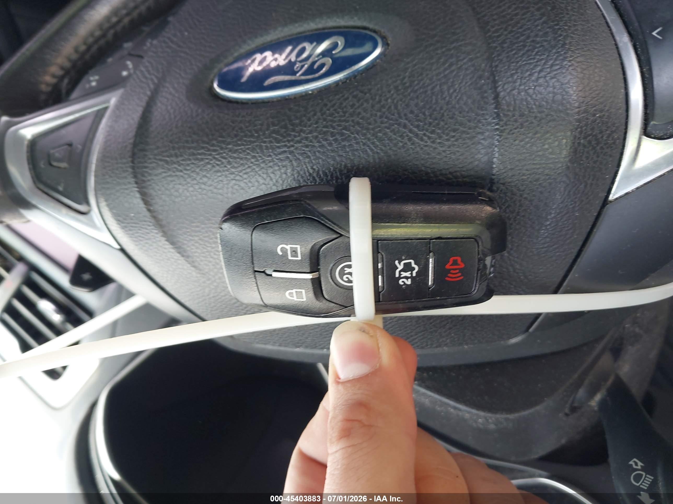 2014 Ford Fusion Titanium White vin: 3FA6P0K96ER228552