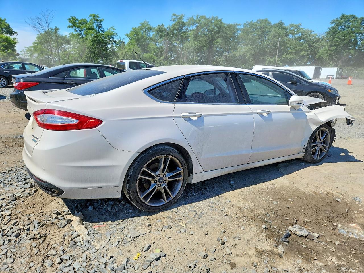 2014 Ford Fusion Titanium Белый vin: 3FA6P0K96ER327114