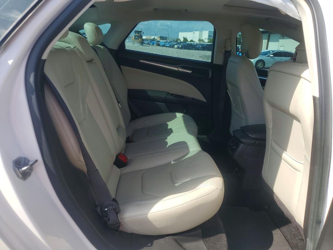 2014 Ford Fusion Titanium Белый vin: 3FA6P0K96ER387488
