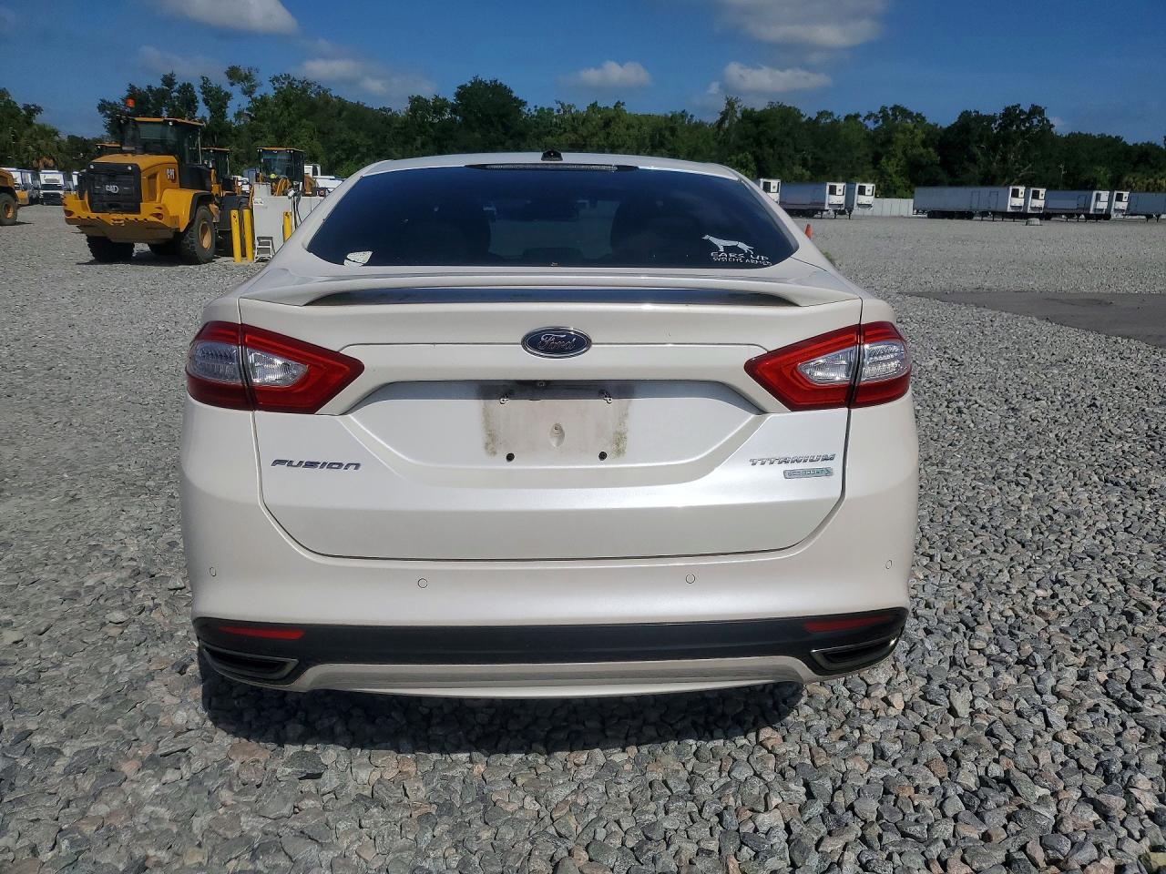 2014 Ford Fusion Titanium Белый vin: 3FA6P0K96ER387488
