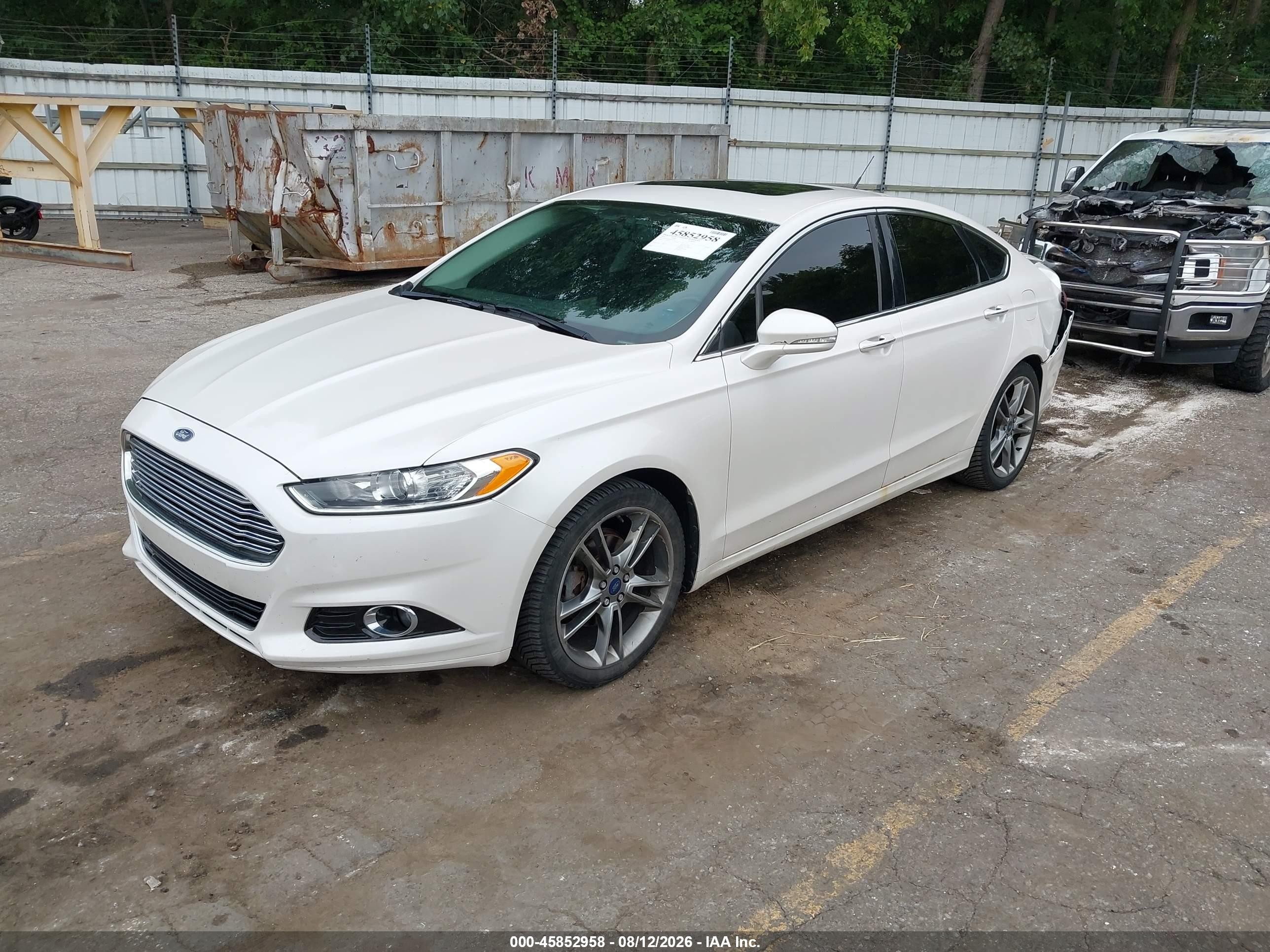 2014 Ford Fusion Titanium Белый vin: 3FA6P0K96ER390147
