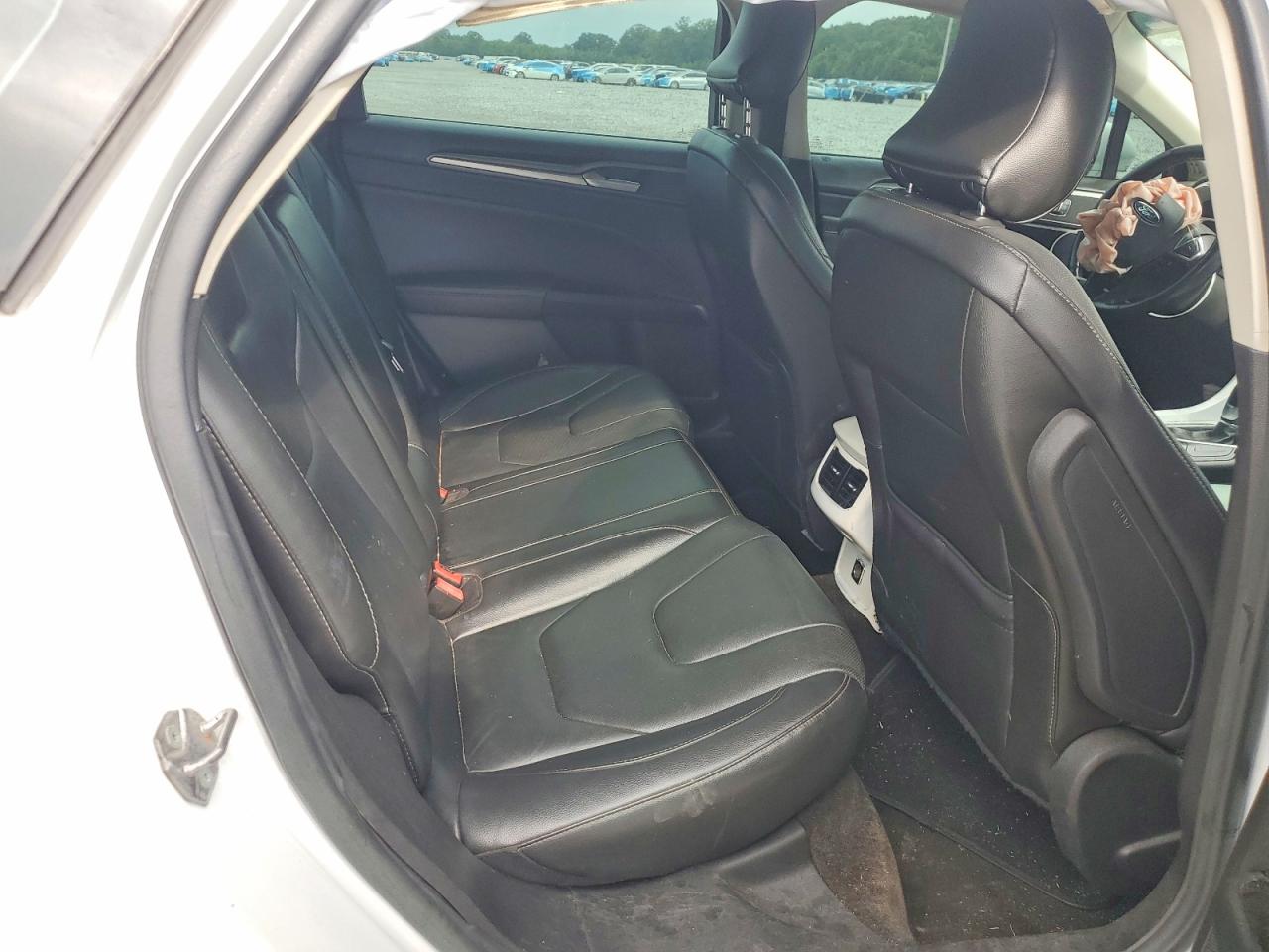 2015 Ford Fusion Titanium White vin: 3FA6P0K96FR196218