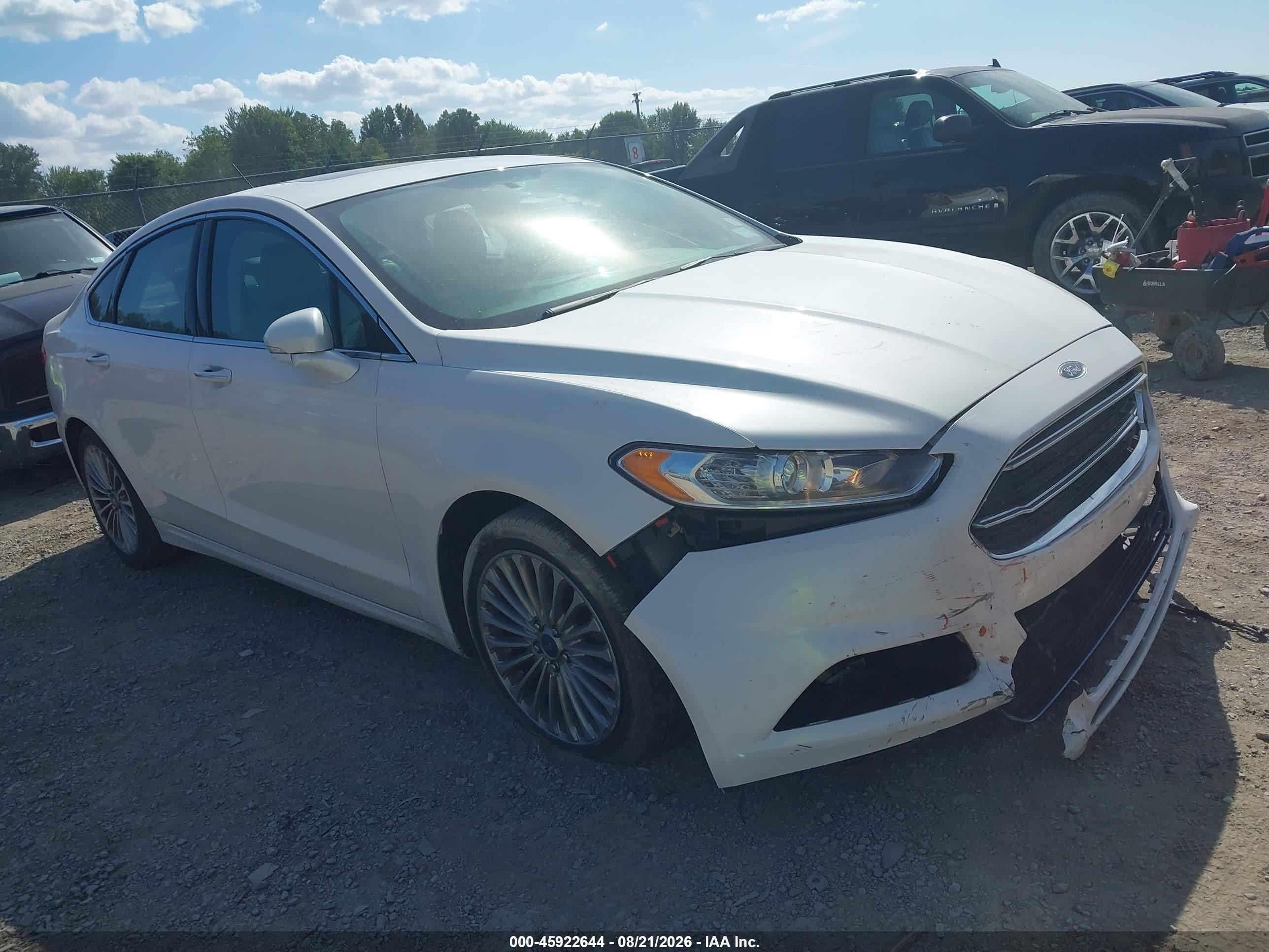 2015 Ford Fusion Titanium White vin: 3FA6P0K96FR307303