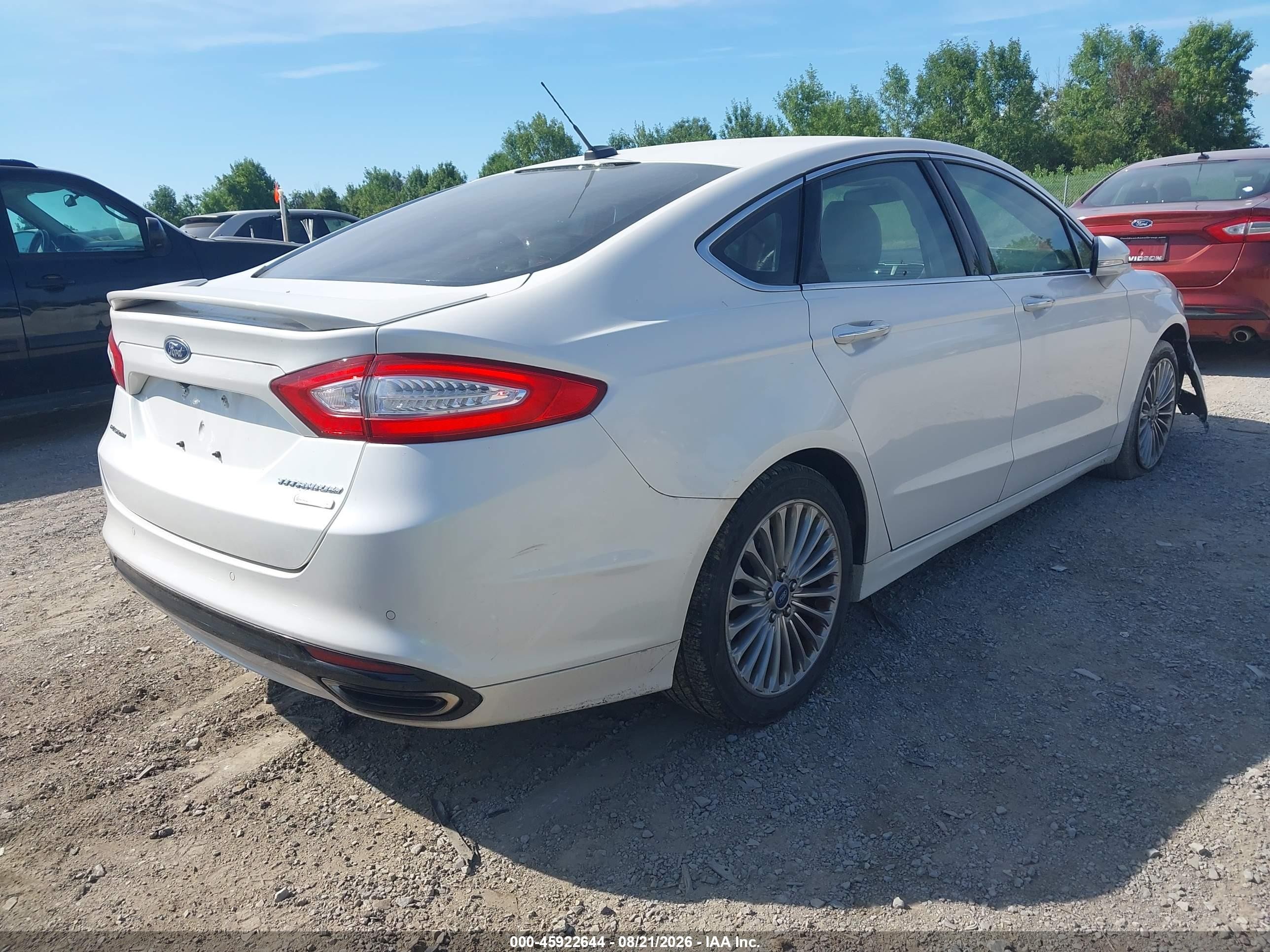 2015 Ford Fusion Titanium White vin: 3FA6P0K96FR307303