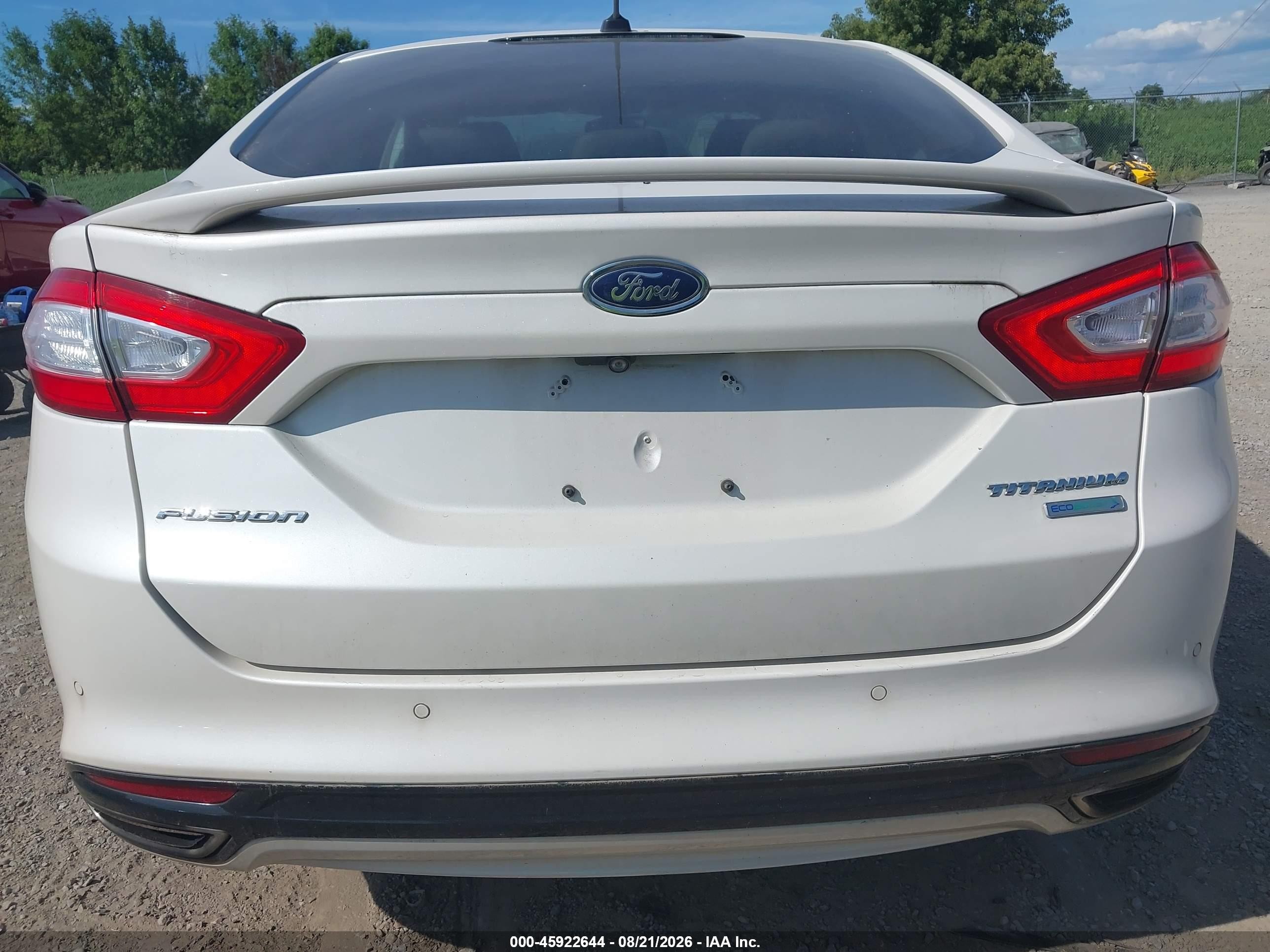 2015 Ford Fusion Titanium White vin: 3FA6P0K96FR307303