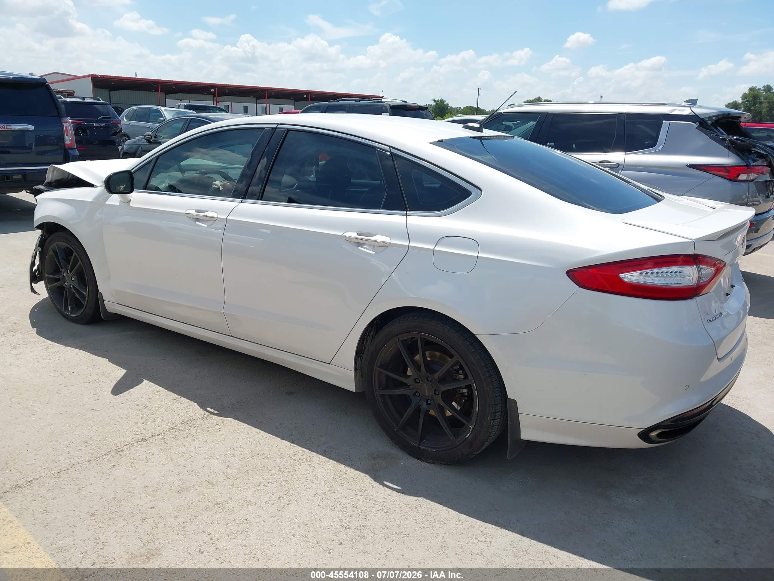 2013 Ford Fusion Titanium Белый vin: 3FA6P0K97DR303872