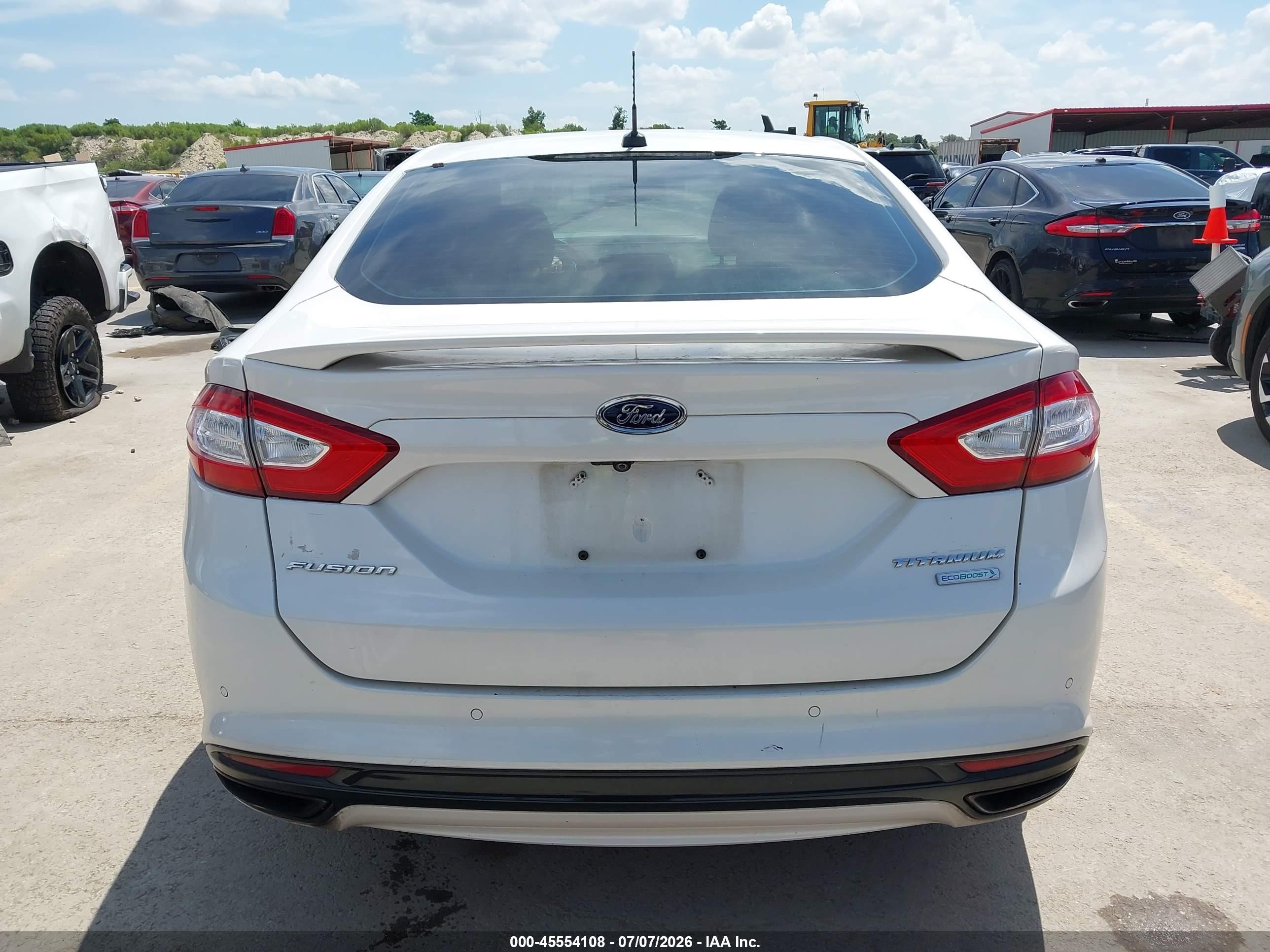 2013 Ford Fusion Titanium Белый vin: 3FA6P0K97DR303872
